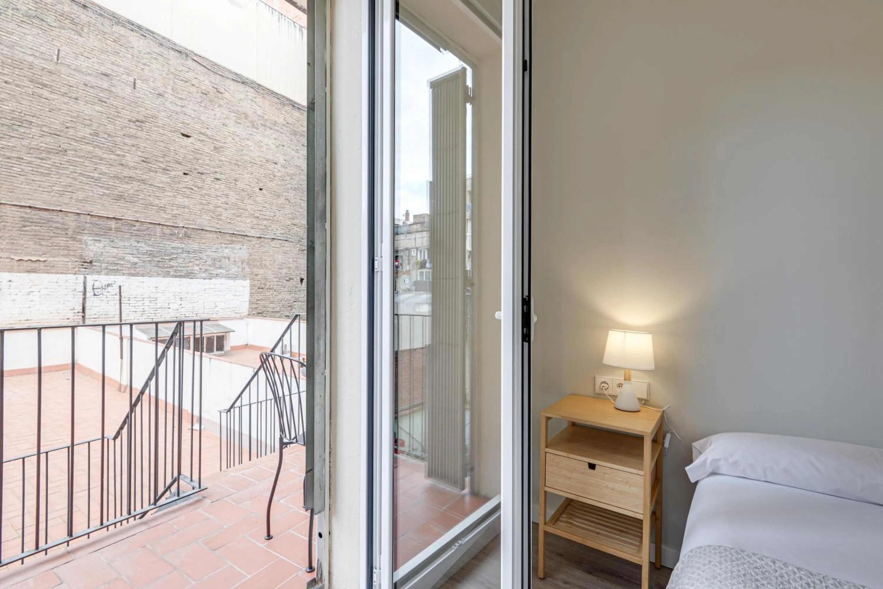 Bed in LucasLand Apartments Barcelona