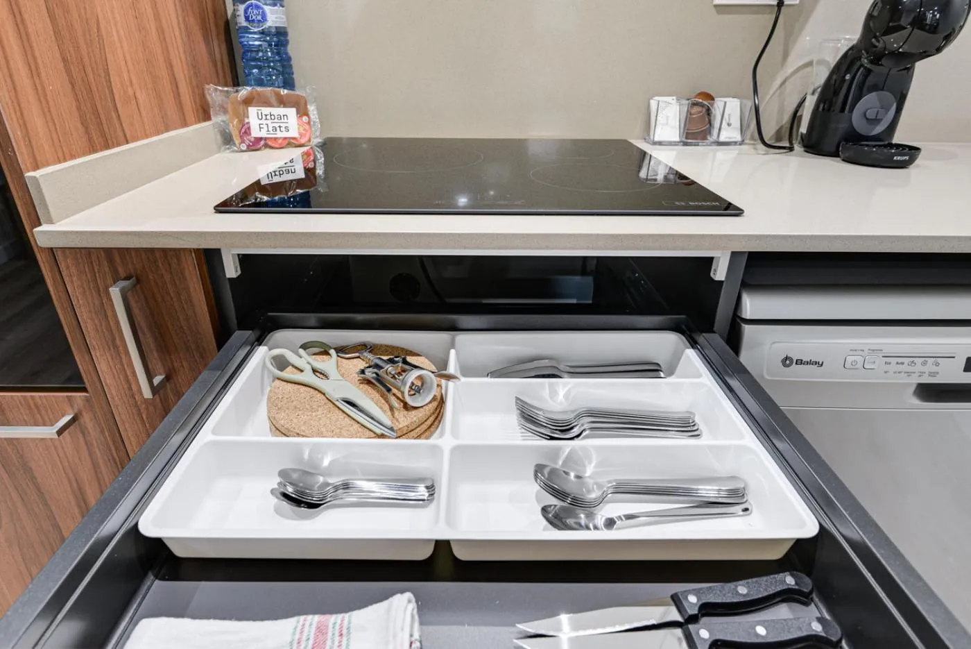 Kitchen or kitchenette in LucasLand Apartments Barcelona