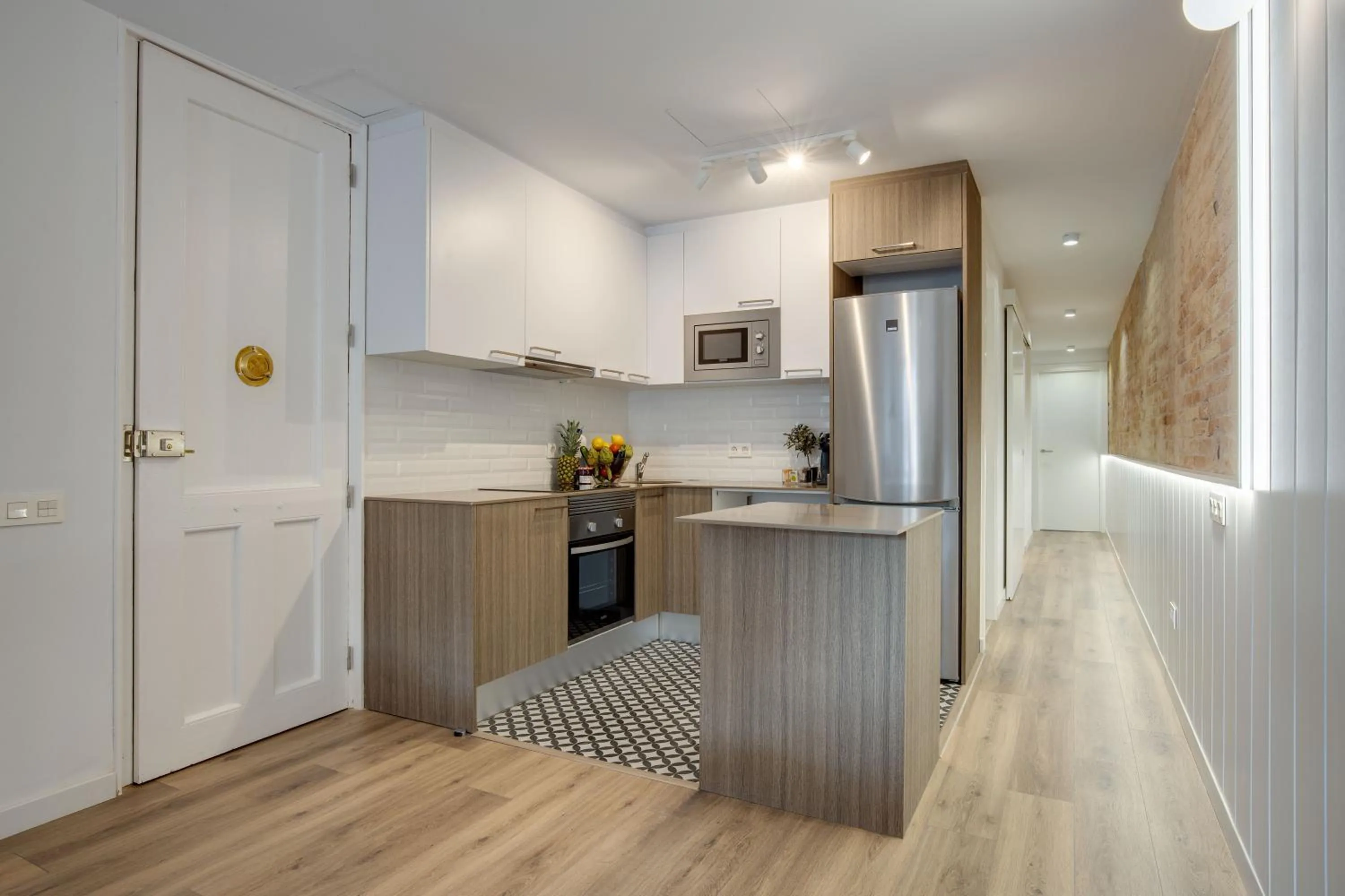 Kitchen or kitchenette in LucasLand Apartments Barcelona