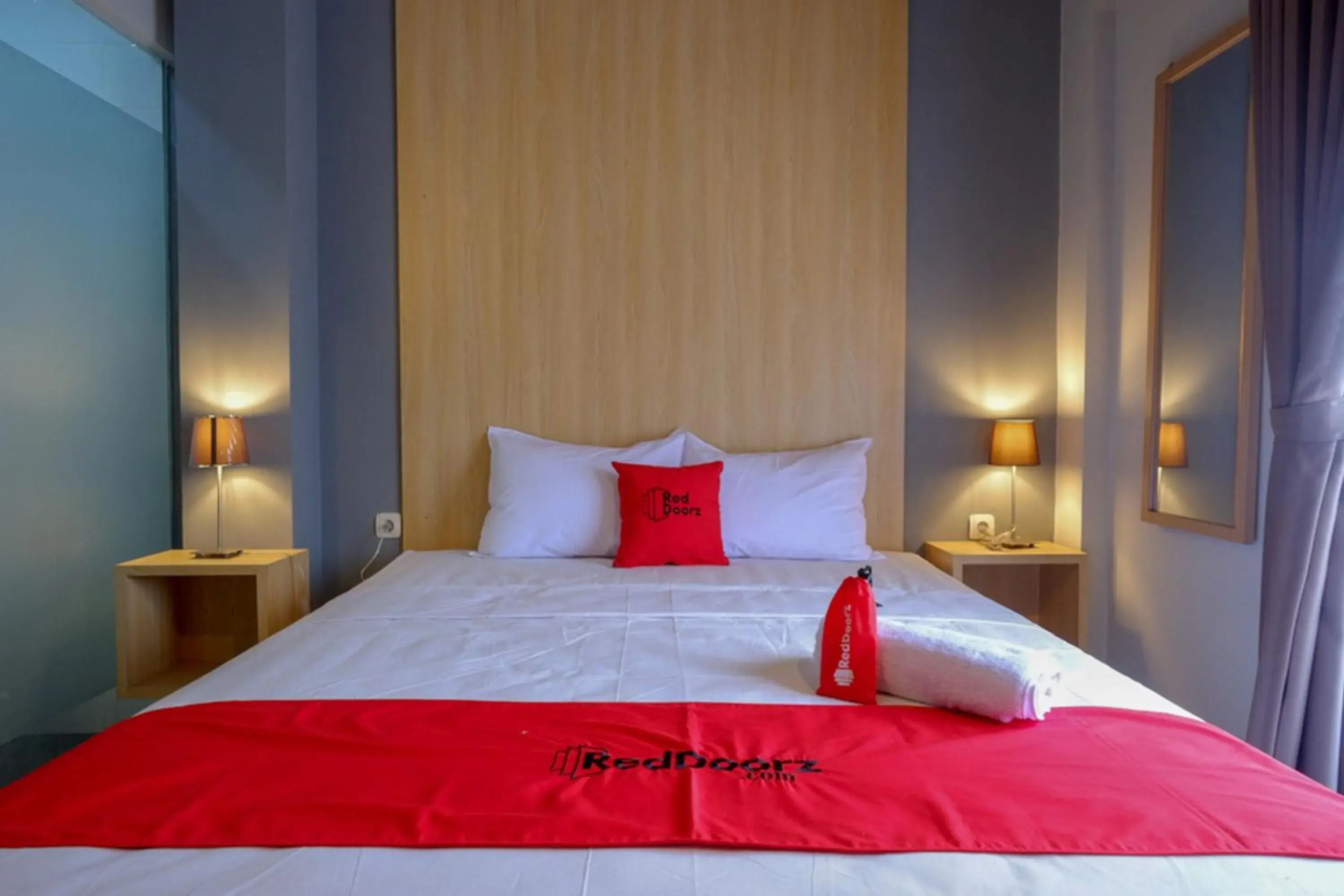 Double Room in RedDoorz Syariah @ Jalan Sultan Agung Tegal Double Room in RedDoorz Syariah @ Jalan Sultan Agung Tegal