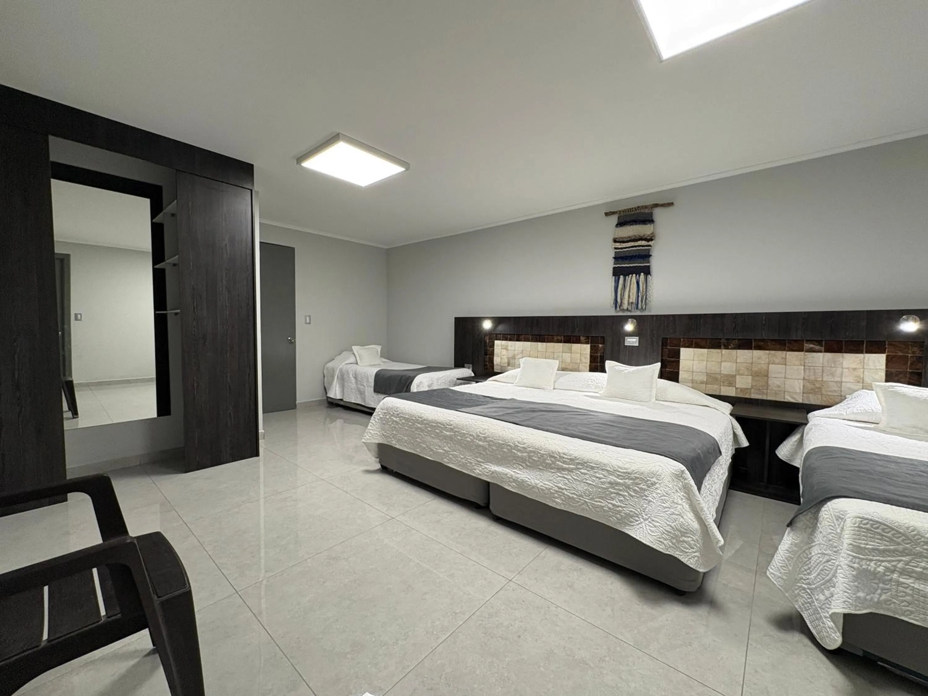 Photo of the whole room, Bed in Atankalama