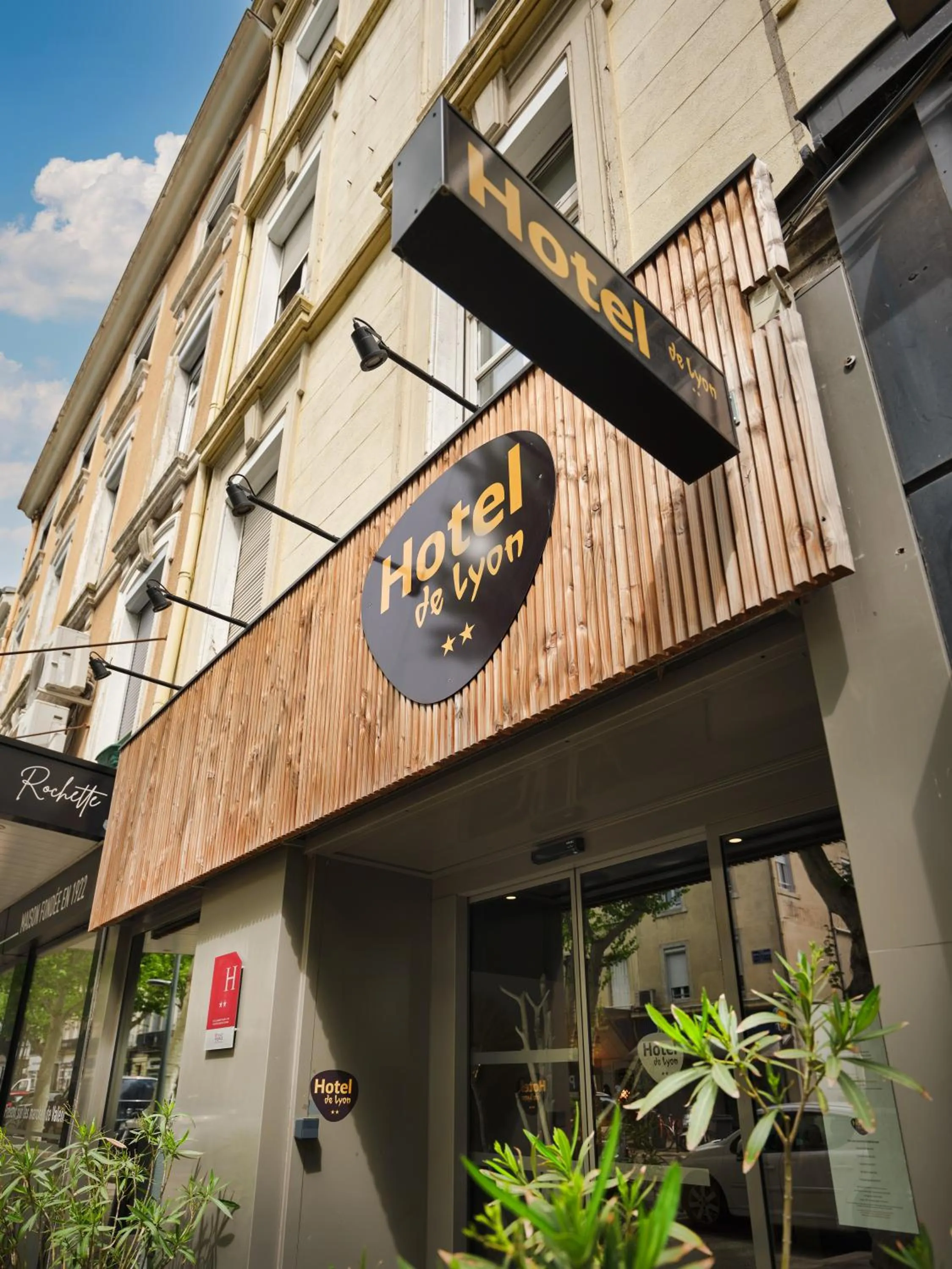 Property building in Hôtel de Lyon