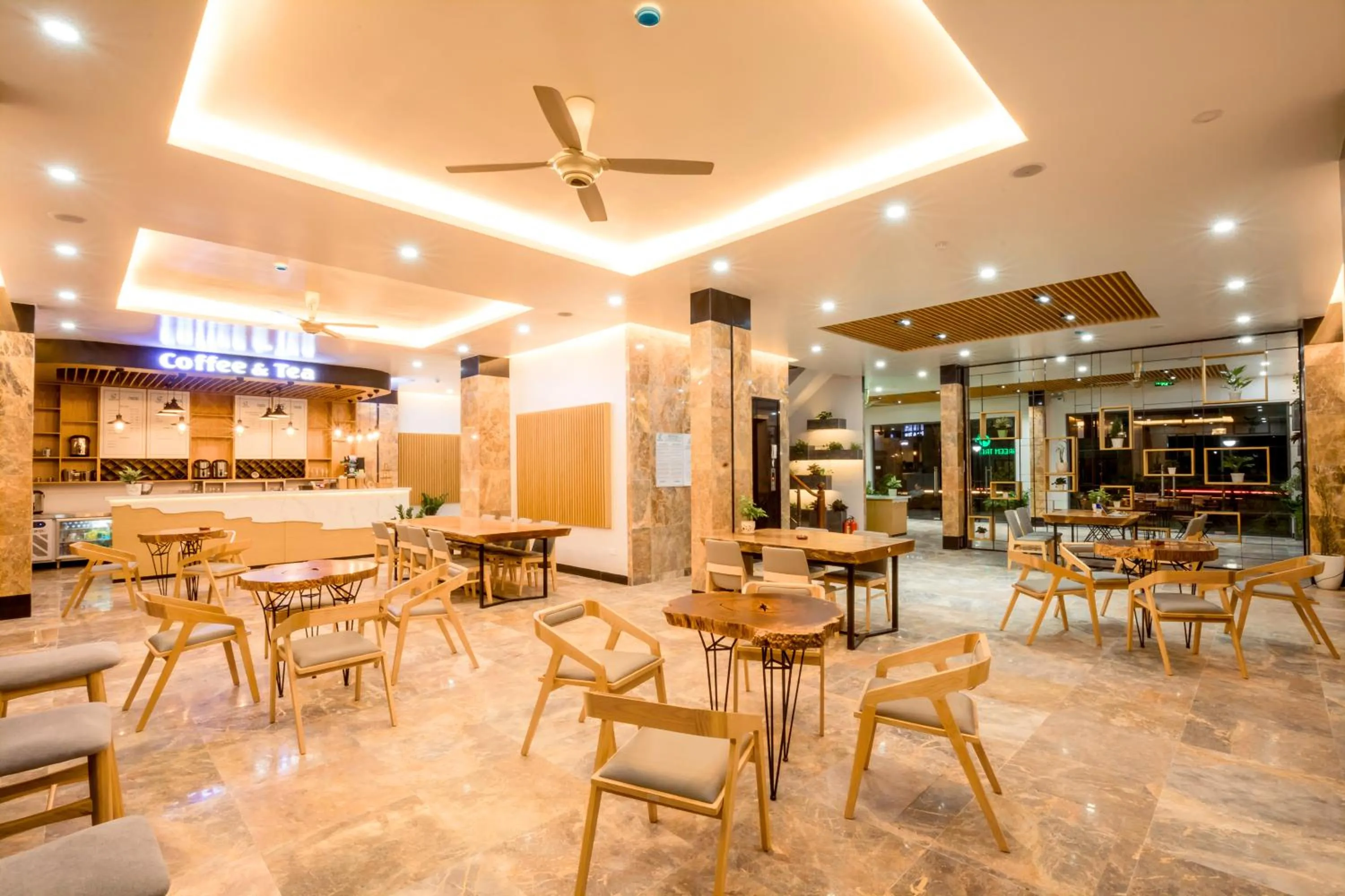 Green Tree Hotel Phú Quốc