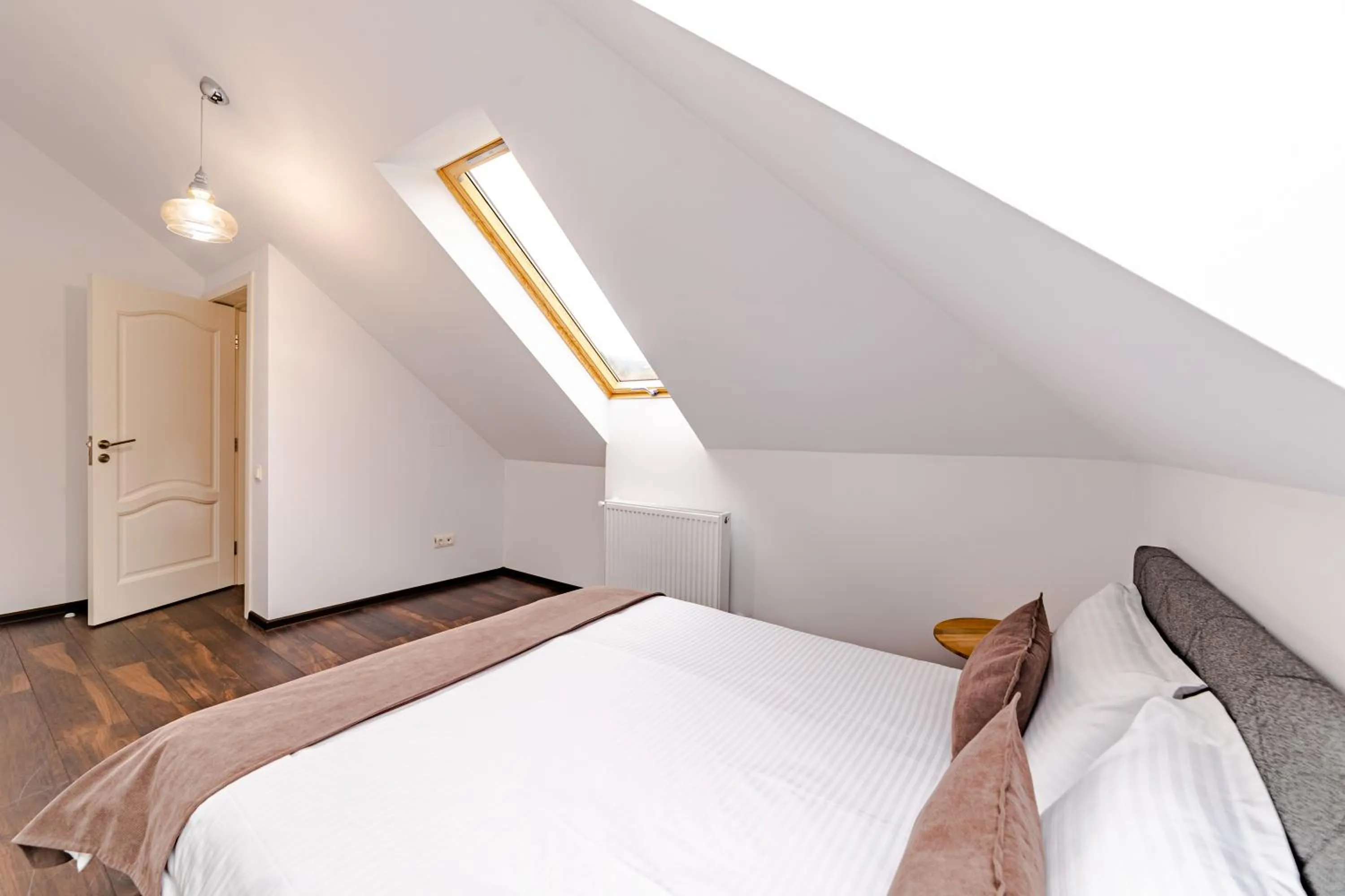 Bed in Yael Luxury Apartments 3