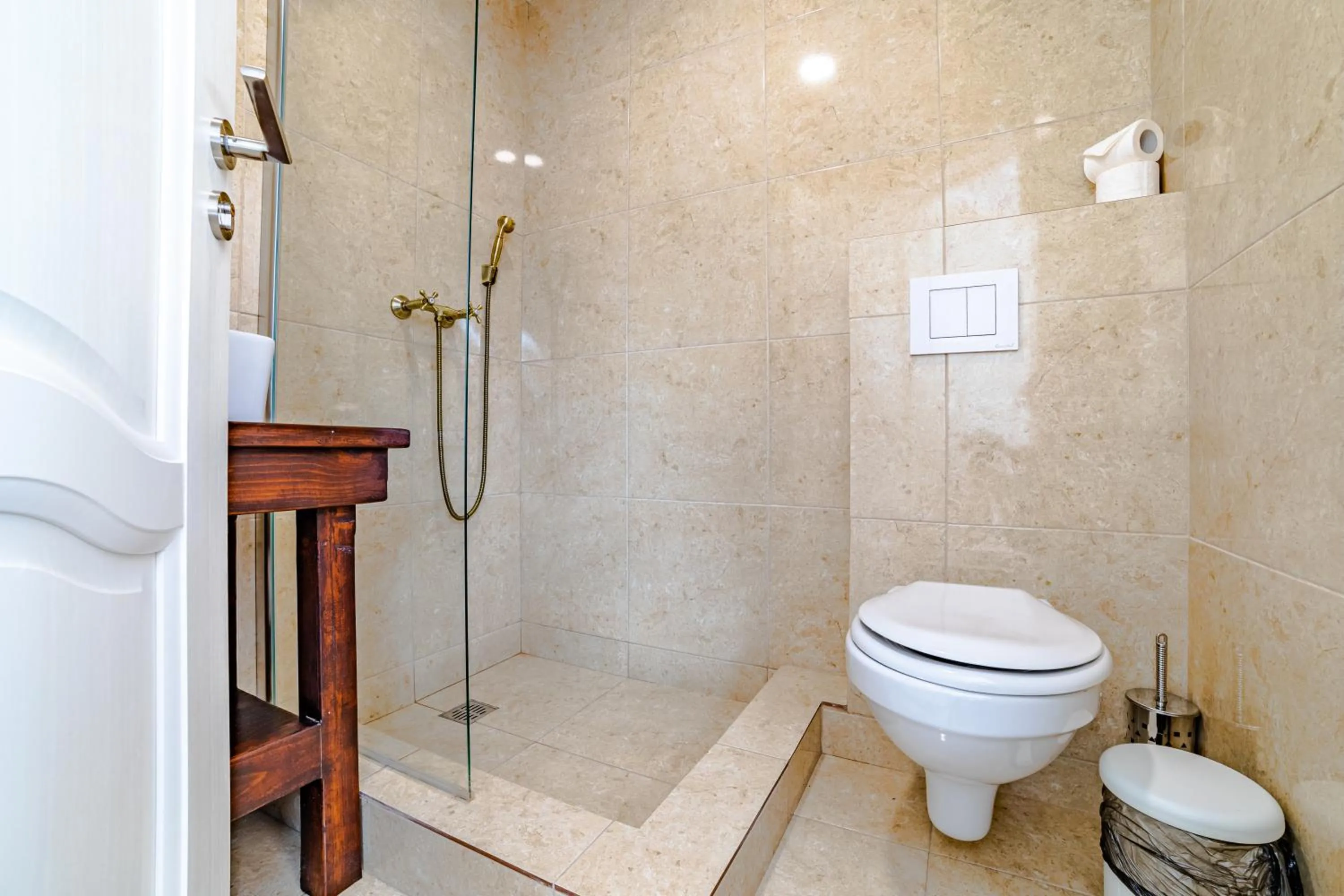 Bathroom in Yael Luxury Apartments 3