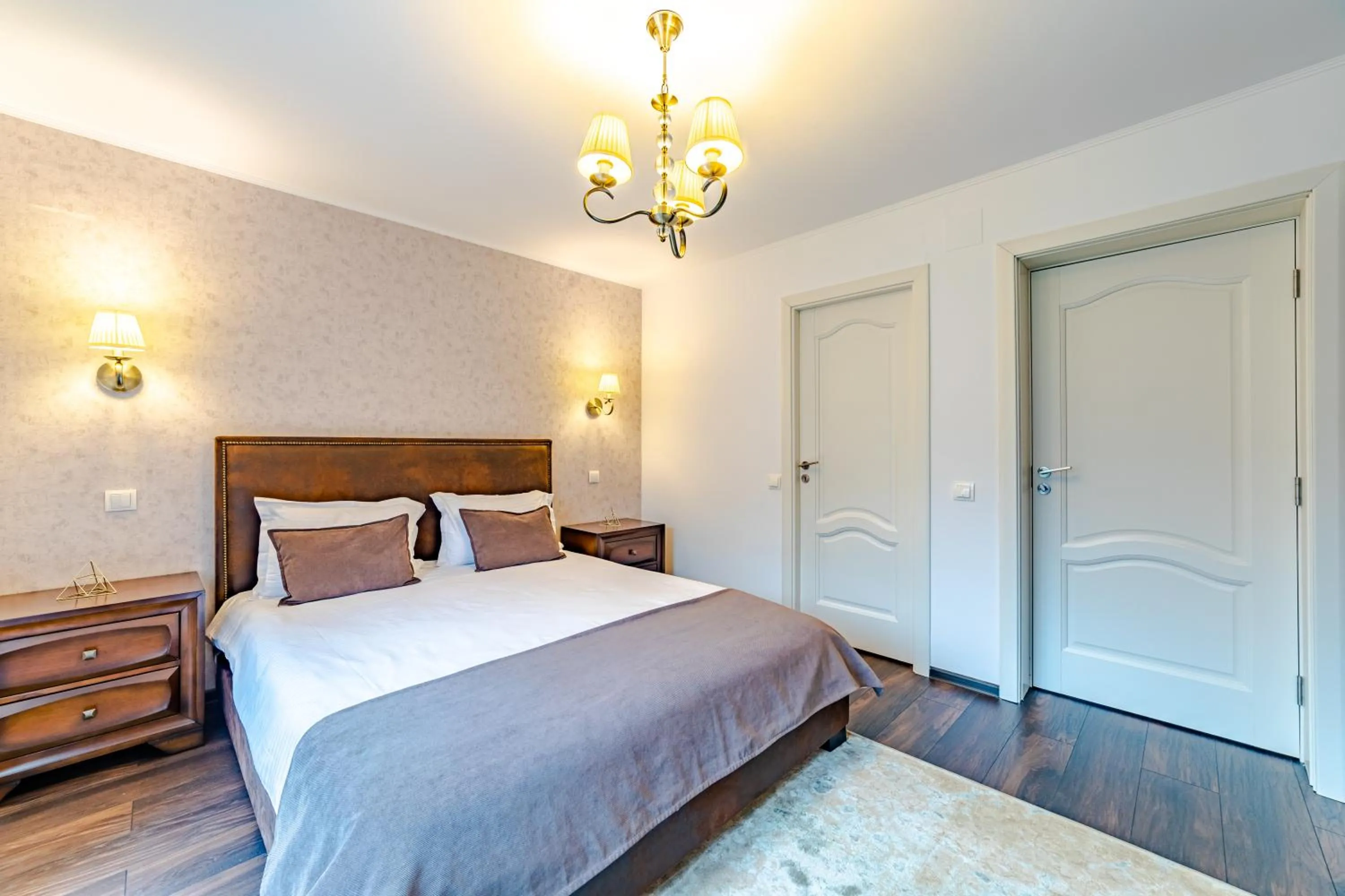 Bed in Yael Luxury Apartments 3