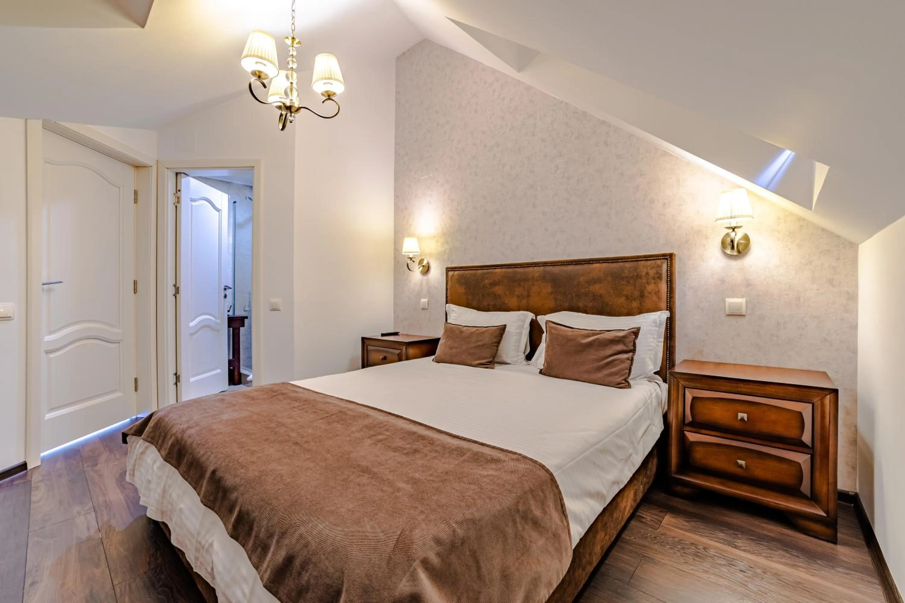 Bed in Yael Luxury Apartments 3