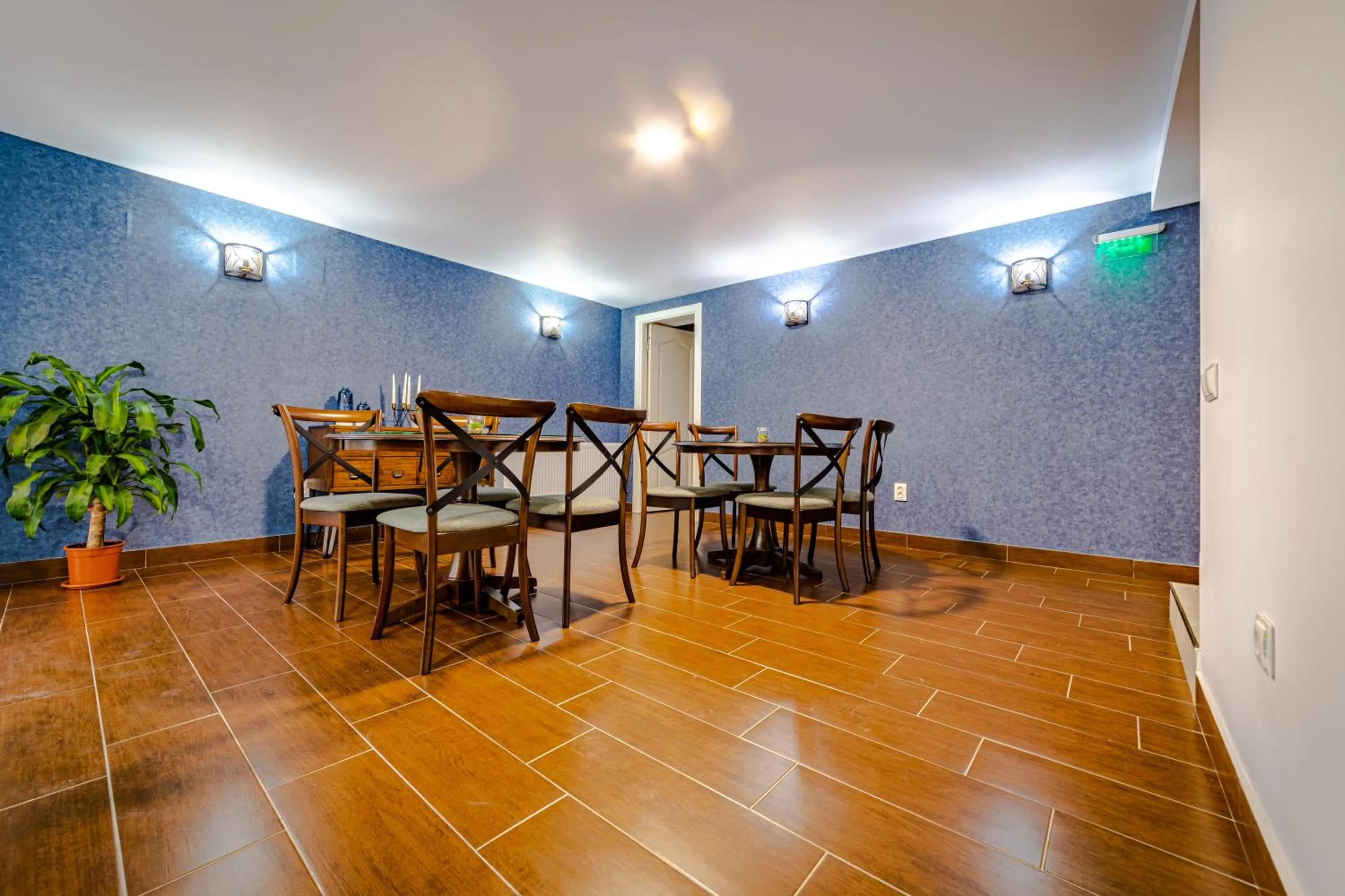 Dining area in Yael Luxury Apartments 3