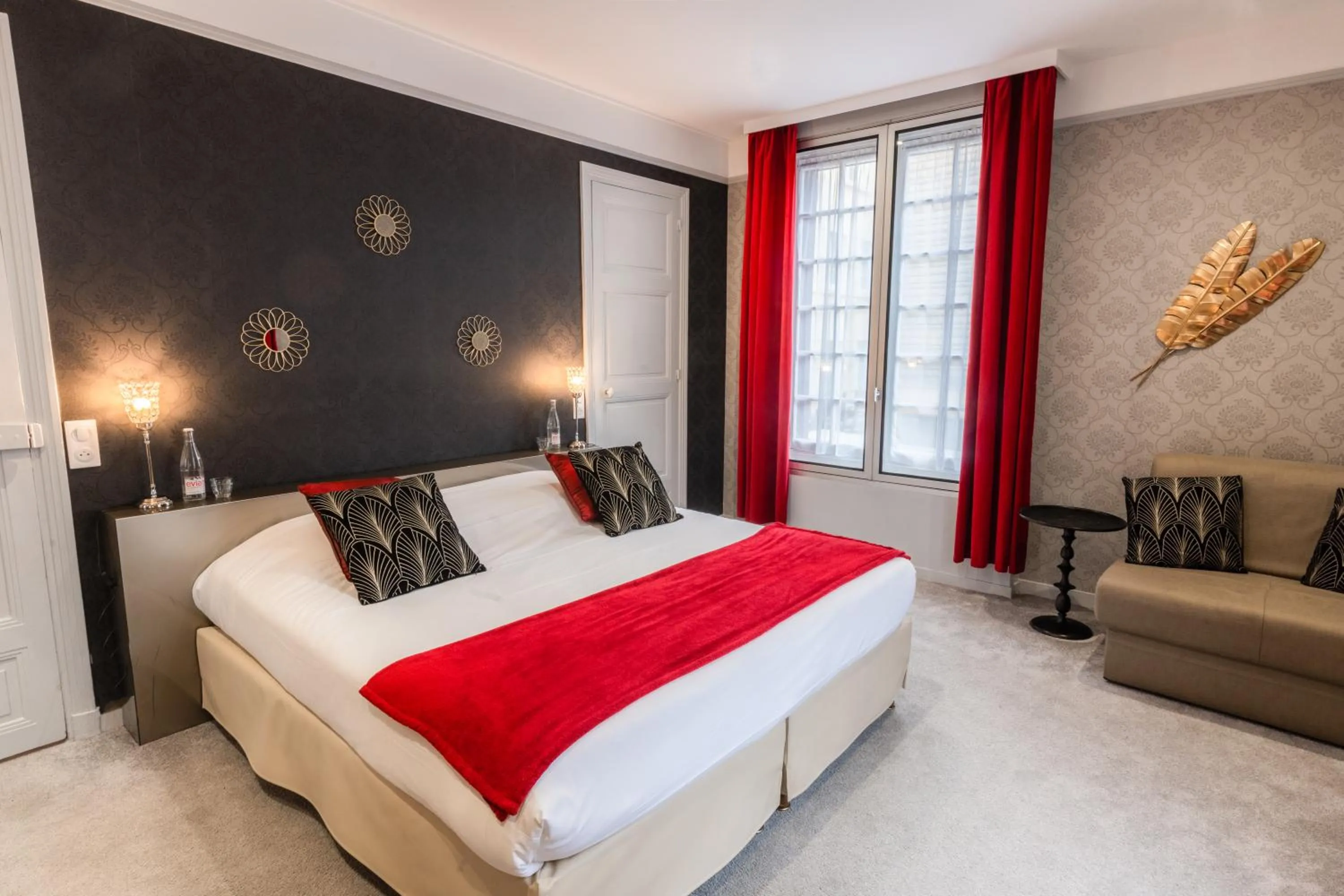 Bedroom, Bed in Grand Hôtel de L'Espérance