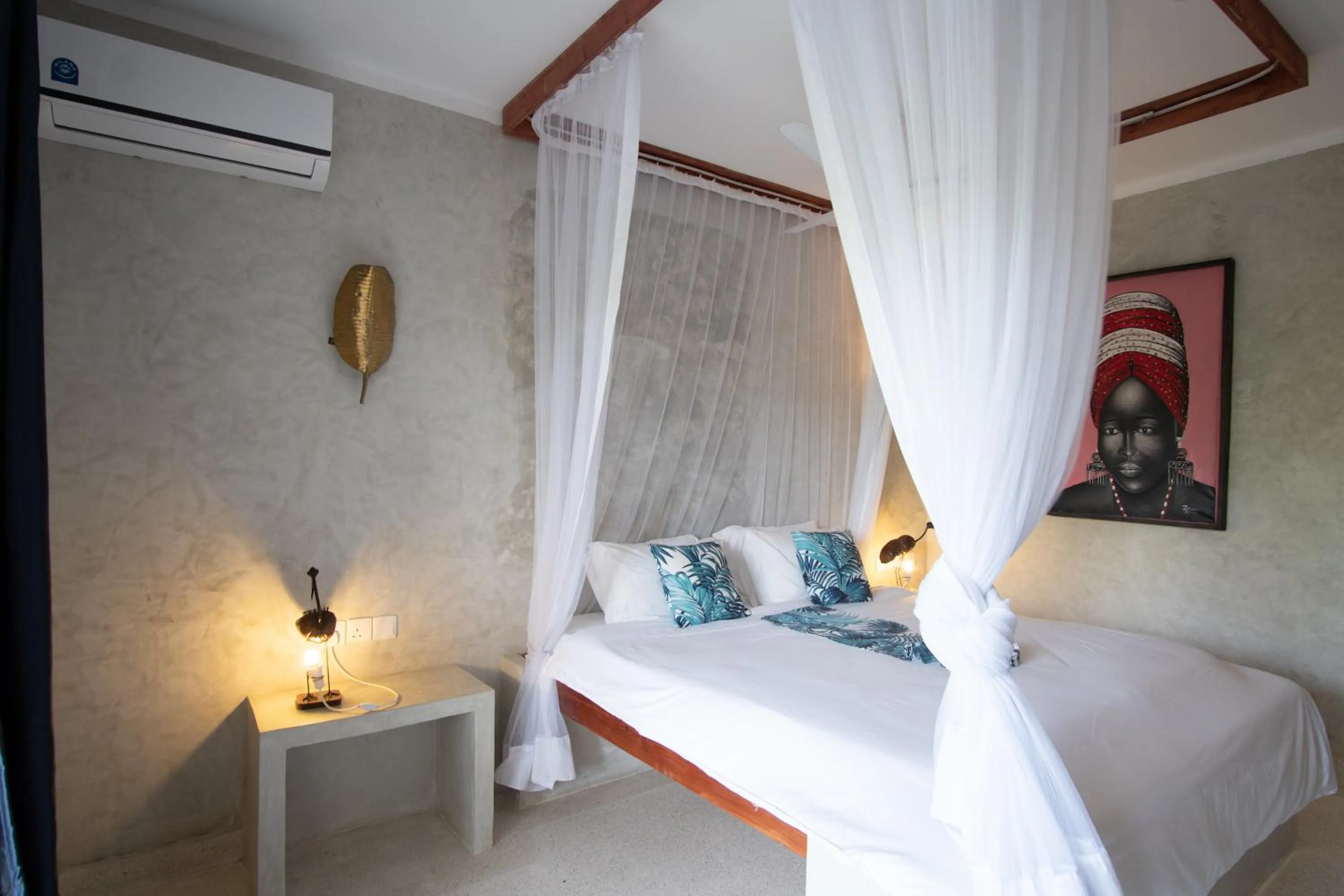 Bedroom, Bed in Visiwa Beach Resort