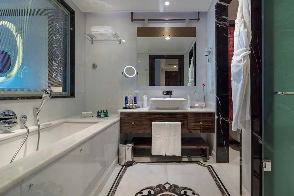 Shower in Merit Royal Premium Hotel Casino & SPA