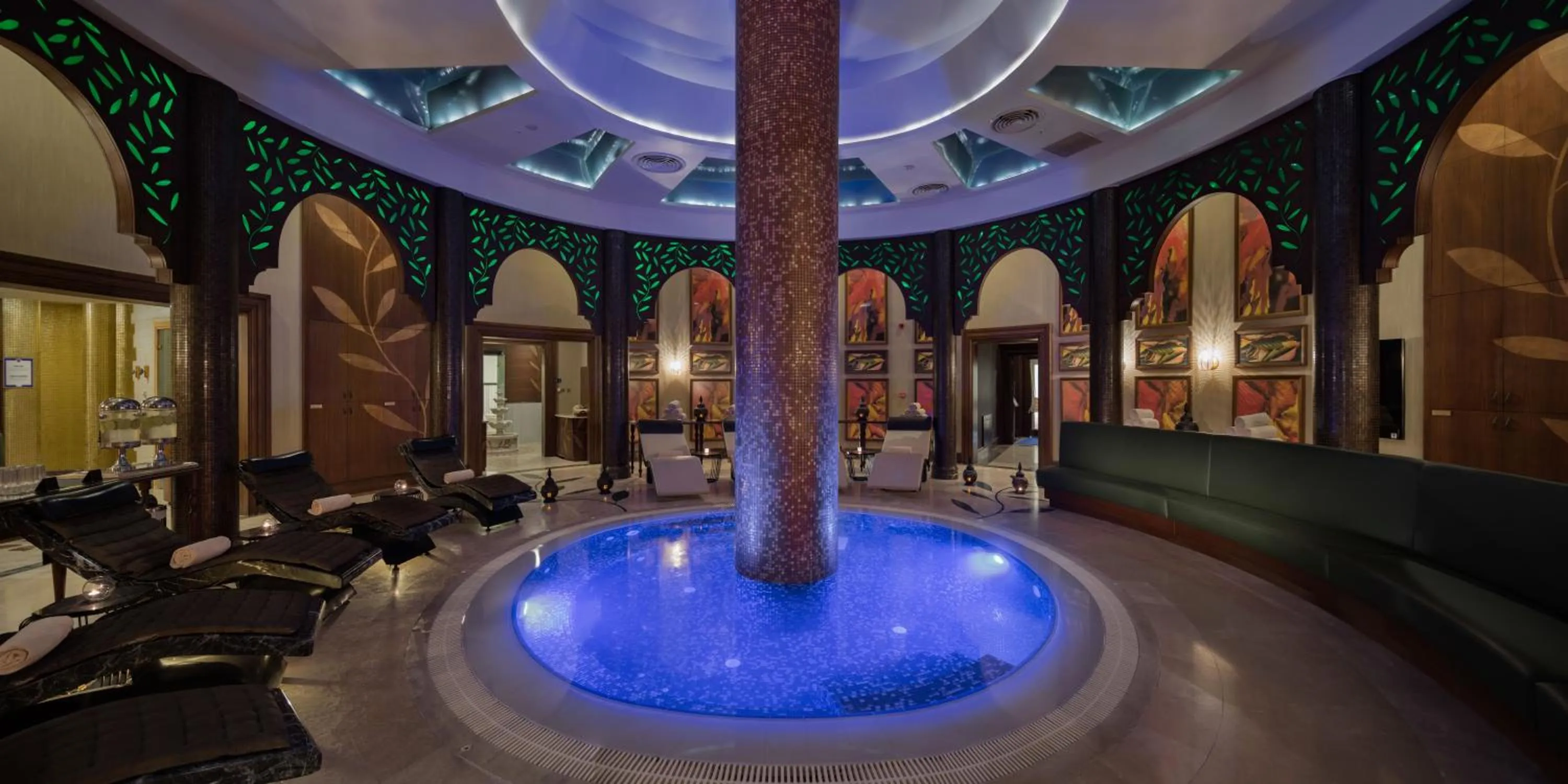 Hot Tub in Merit Royal Premium Hotel Casino & SPA