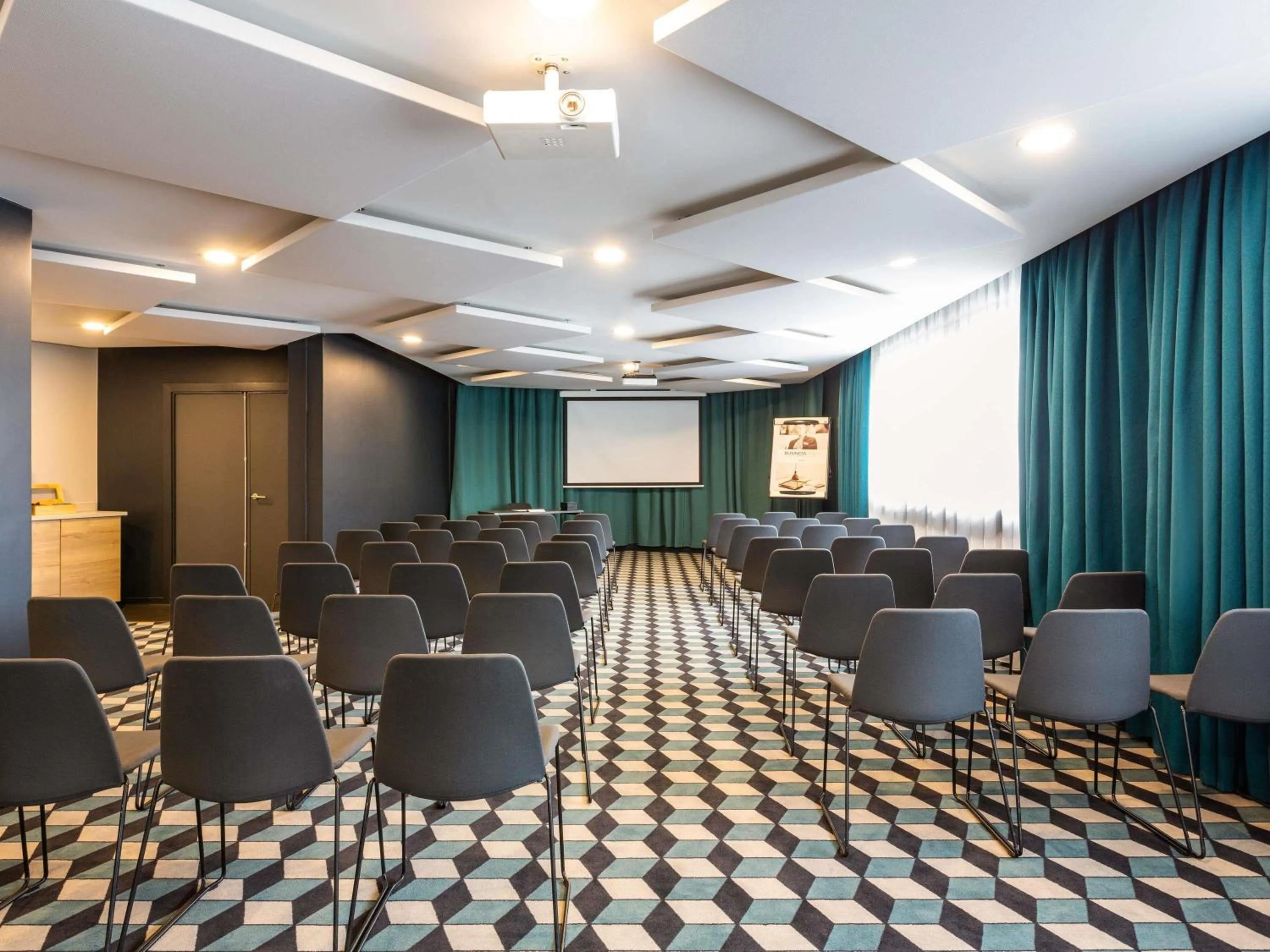 Meeting/conference room in Mercure Bordeaux Centre Ville