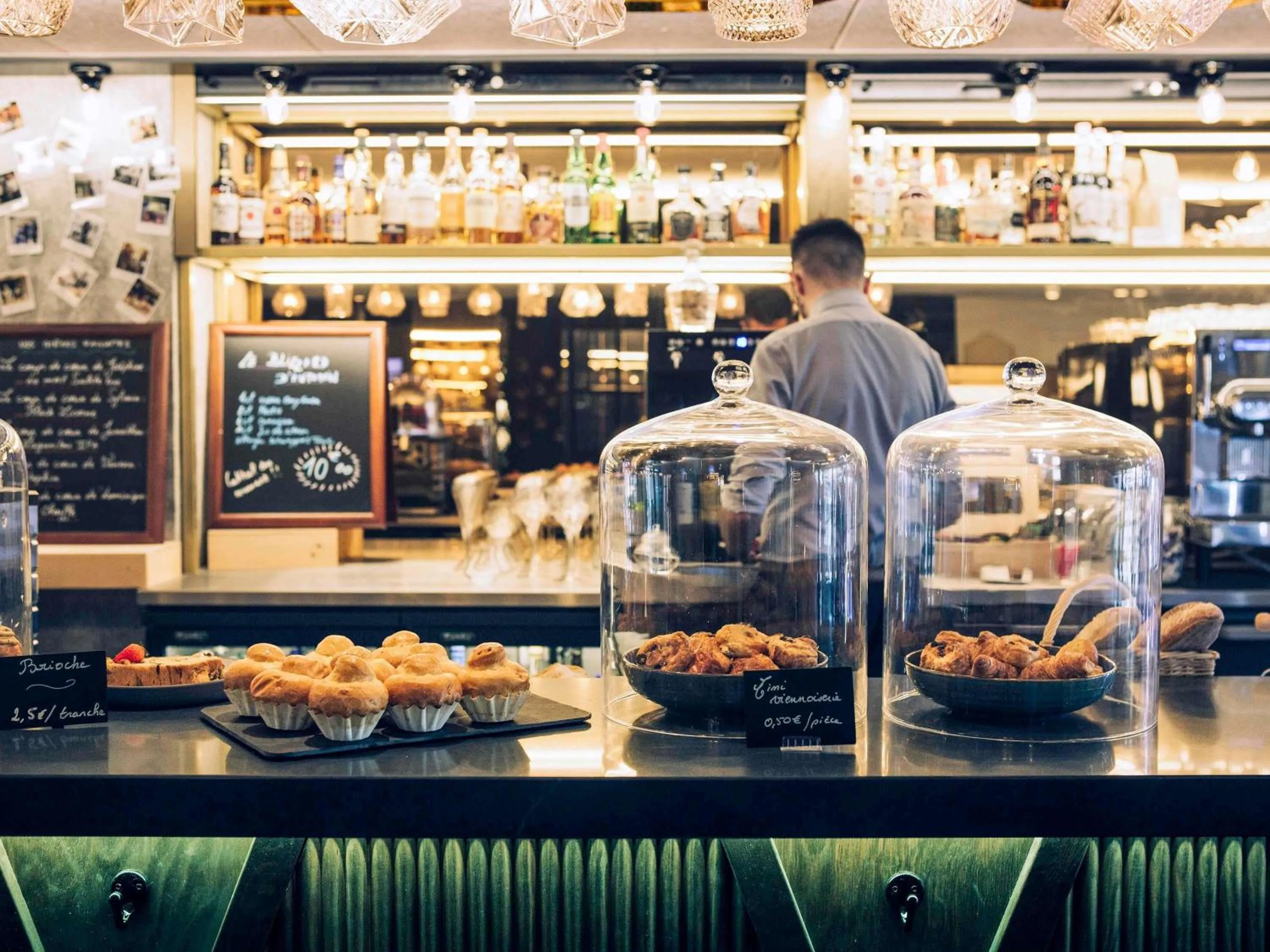 Lounge or bar in Mercure Bordeaux Centre Ville