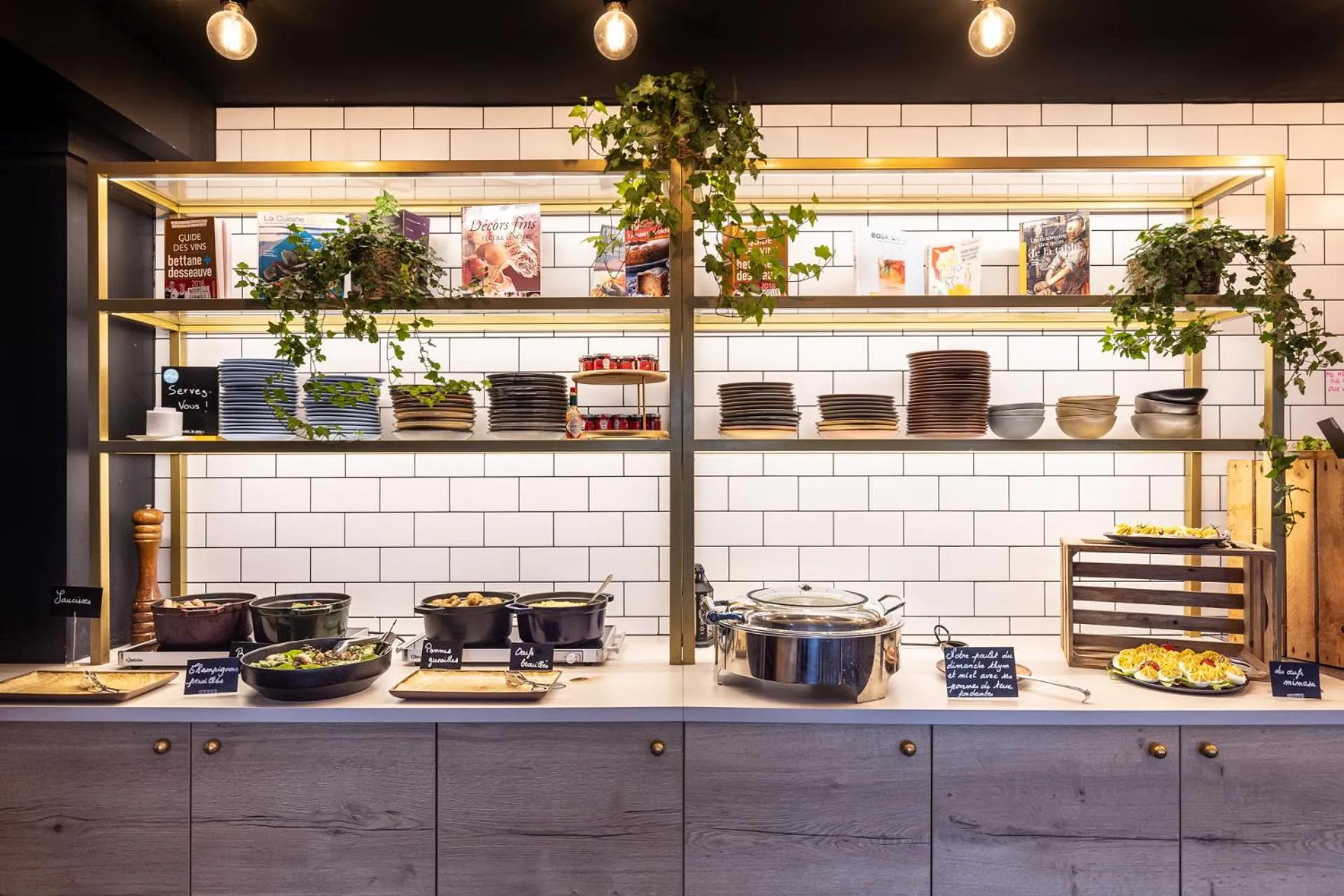 Restaurant/places to eat in Mercure Bordeaux Centre Ville