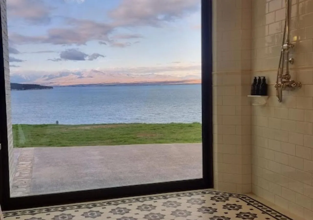 Natural landscape in Mt Cook Lakeside Retreat