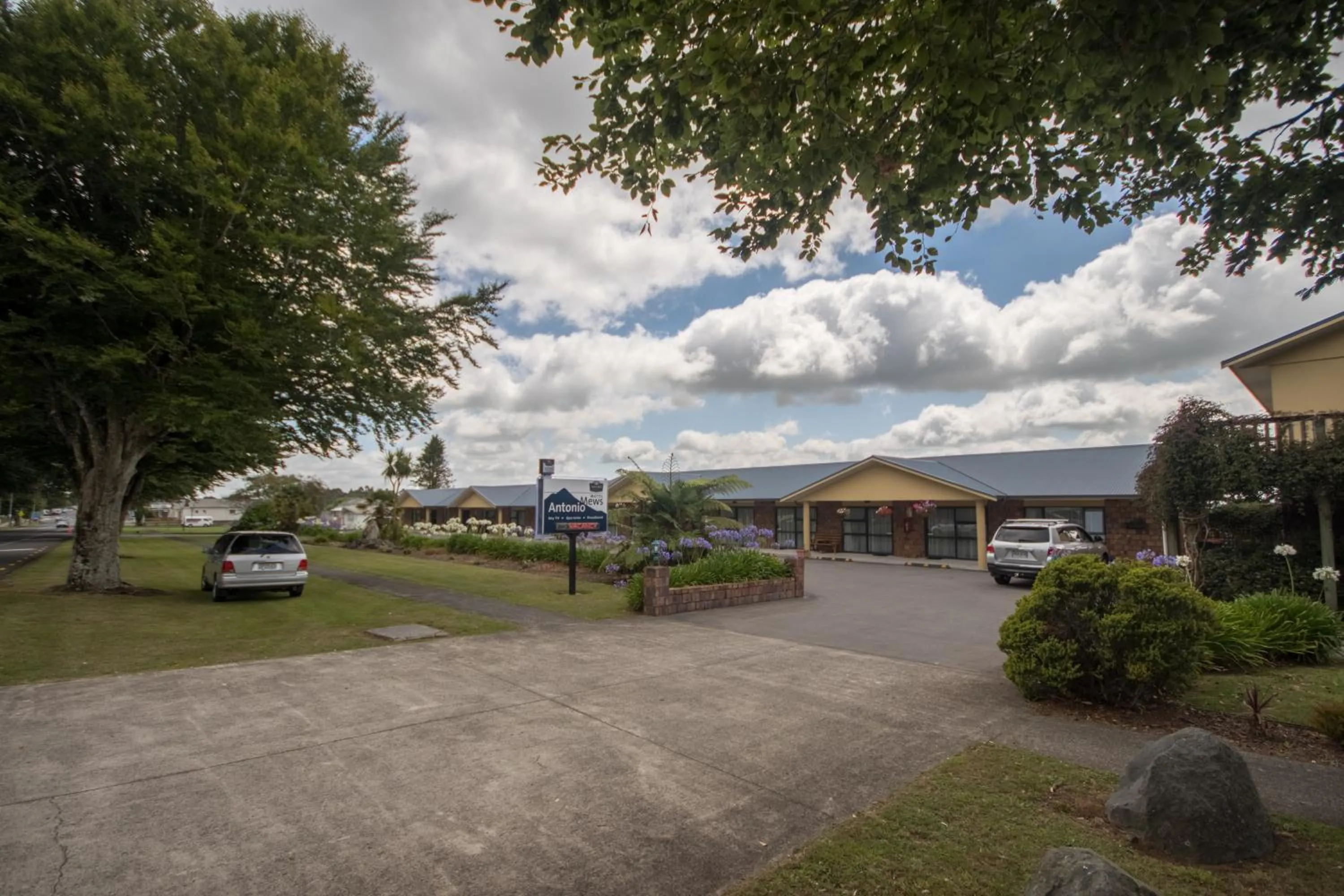 Area and facilities in Antonio Mews Motel