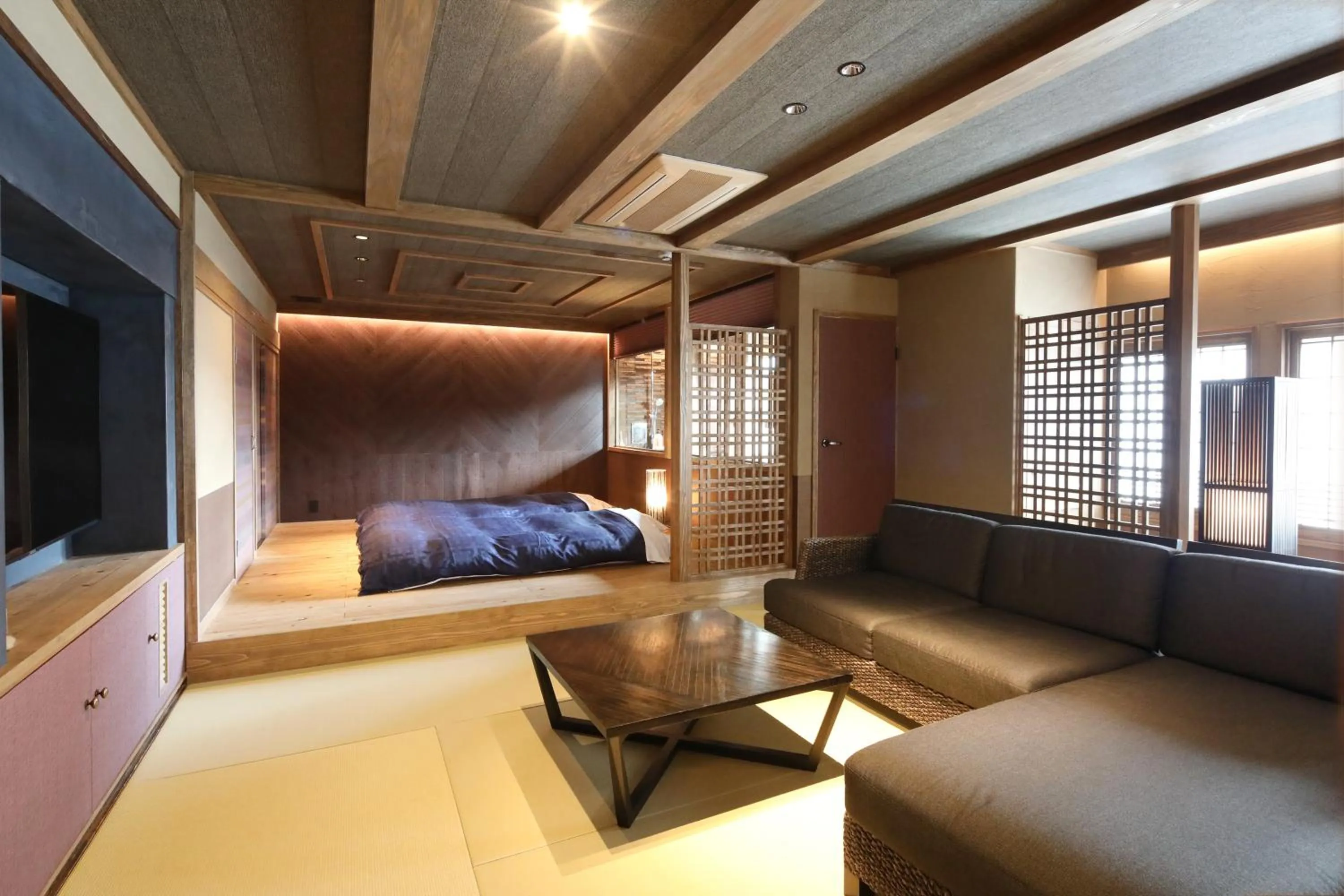Photo of the whole room, Bed in Yunoyado Irifune