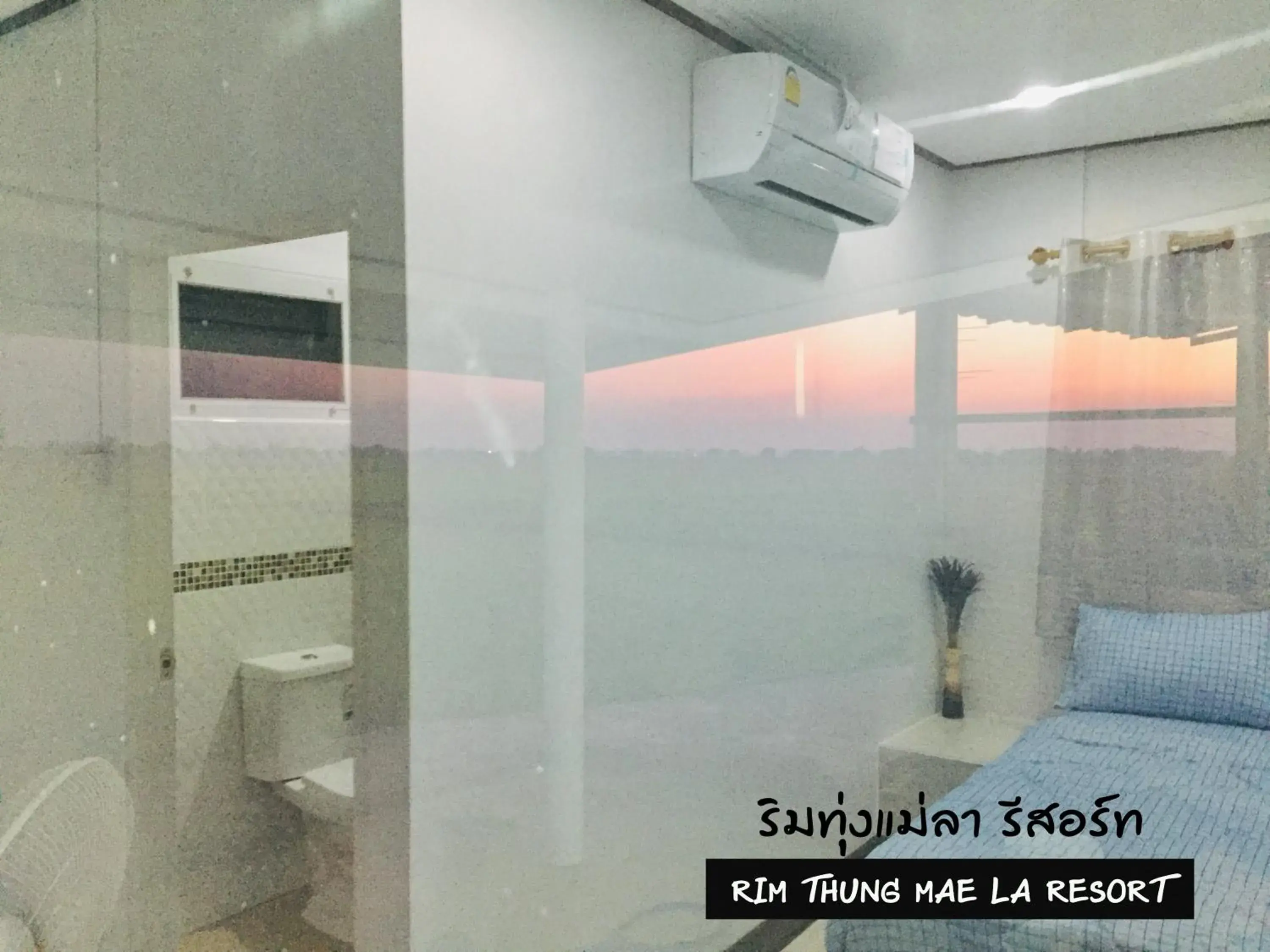 ริมทุ่งแม่ลา รีสอร์ท Rim-Thung-Mae-La-Resort ริมทุ่งแม่ลา รีสอร์ท Rim-Thung-Mae-La-Resort