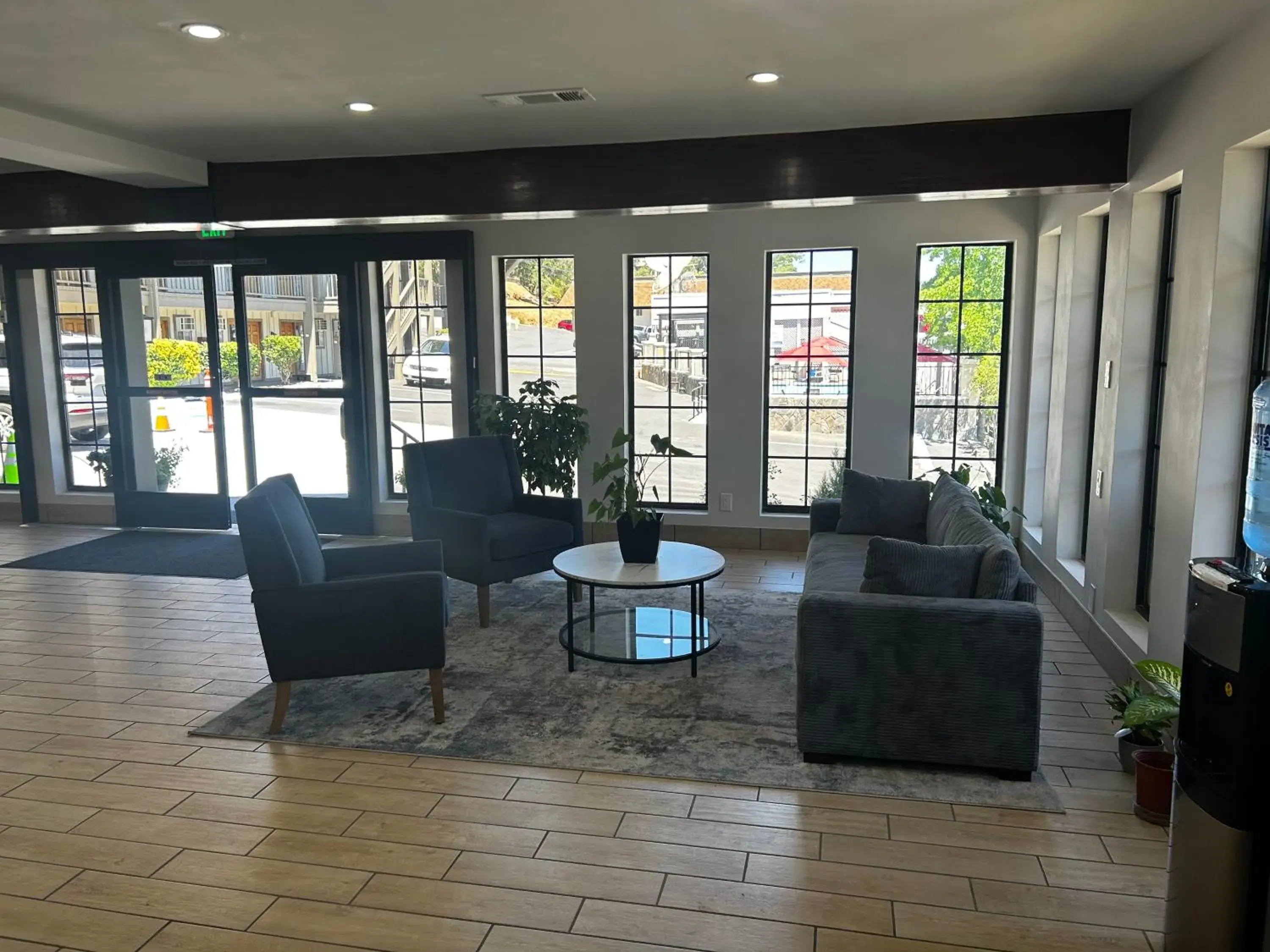 Lobby or reception in Heritage Inn - Yosemite/Sonora Lobby or reception in Heritage Inn - Yosemite/Sonora