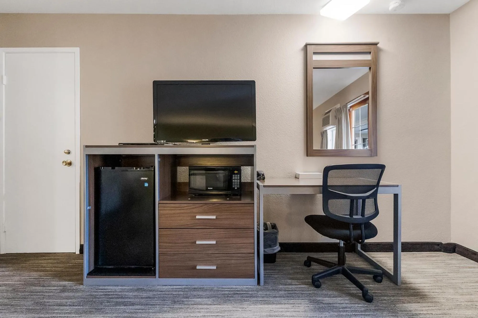 TV and multimedia in Heritage Inn - Yosemite/Sonora