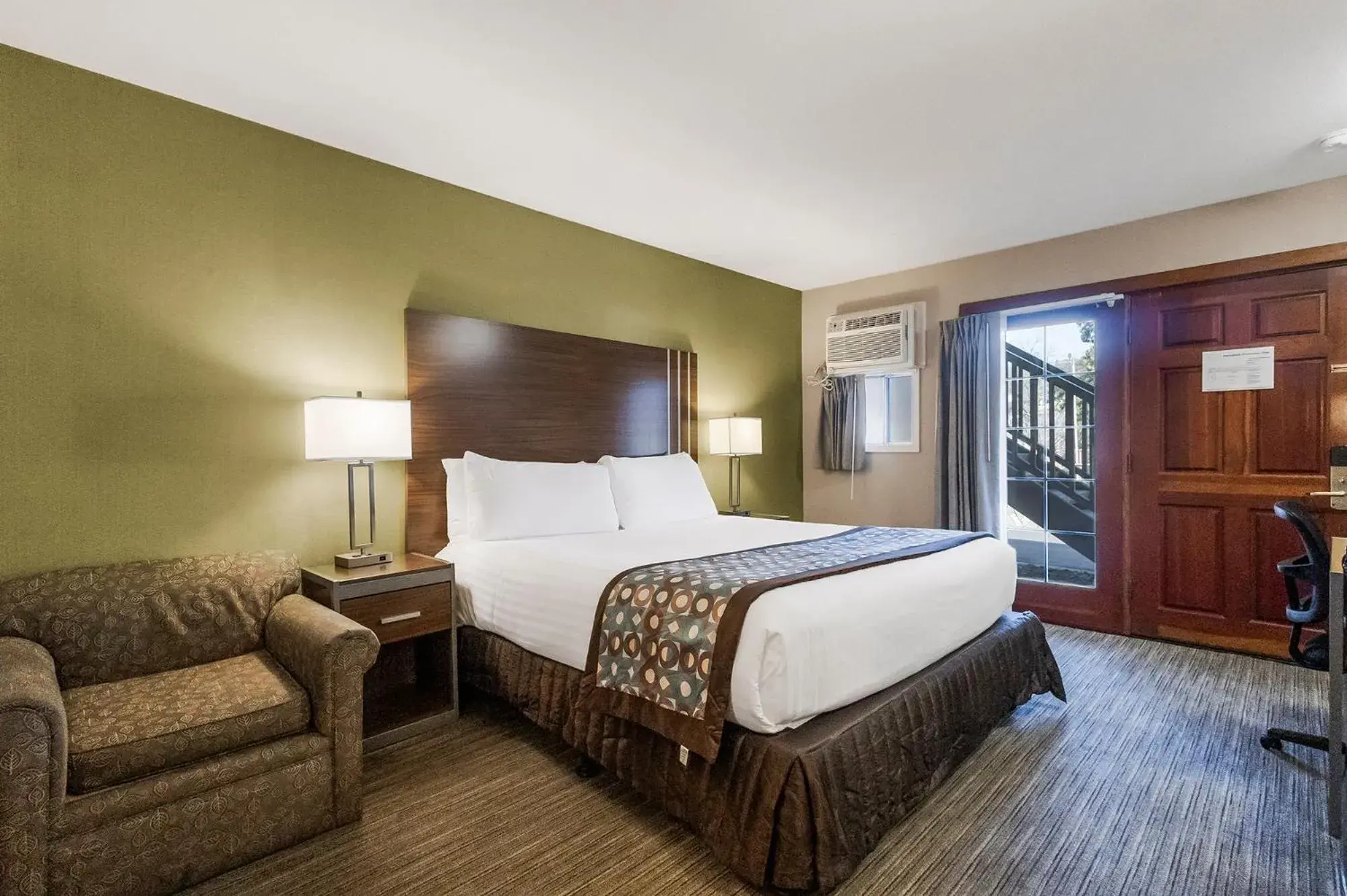 Double Room - Disability Access in Heritage Inn - Yosemite/Sonora Double Room - Disability Access in Heritage Inn - Yosemite/Sonora