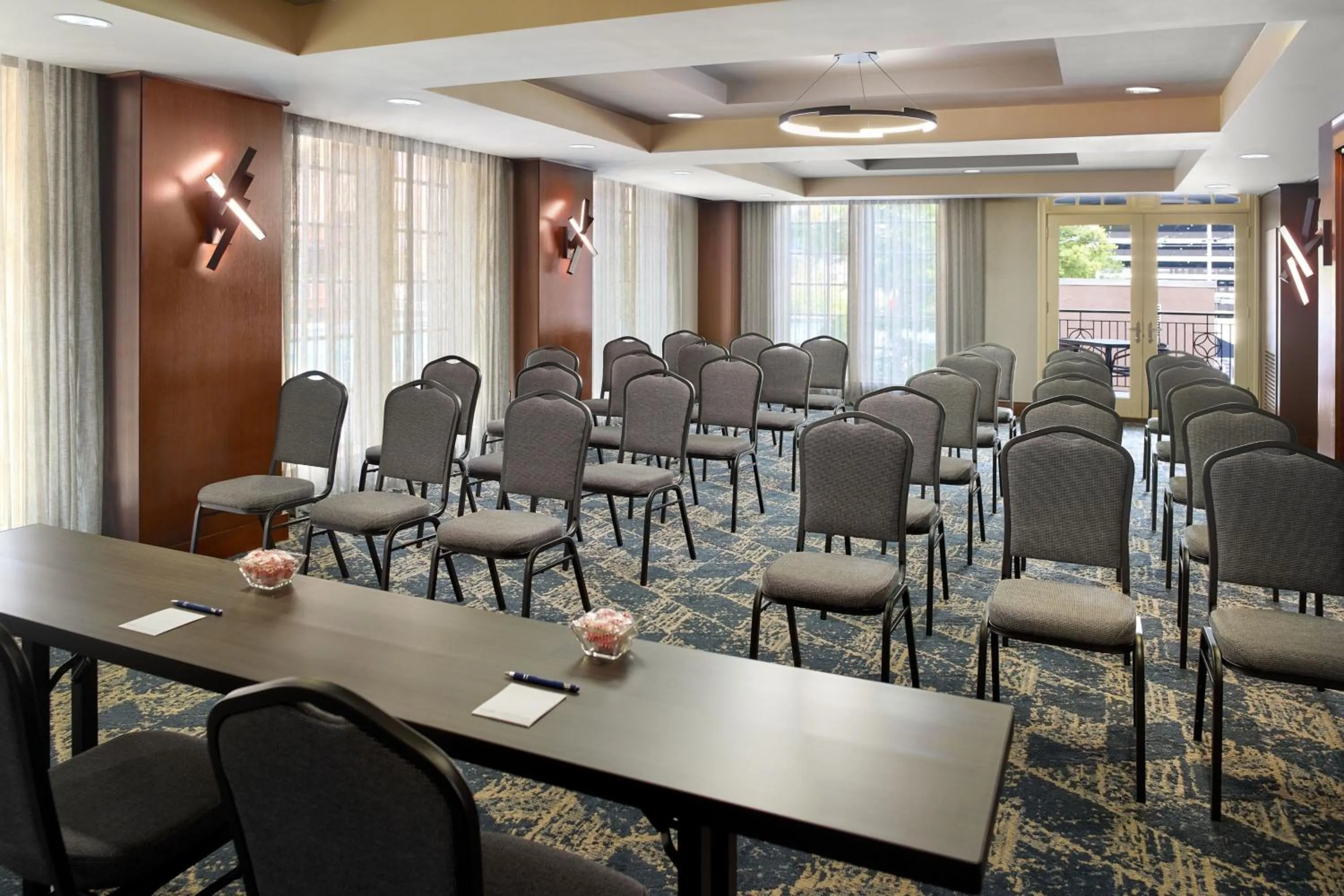 Meeting/conference room in Ellis Hotel, Atlanta, a Tribute Portfolio Hotel