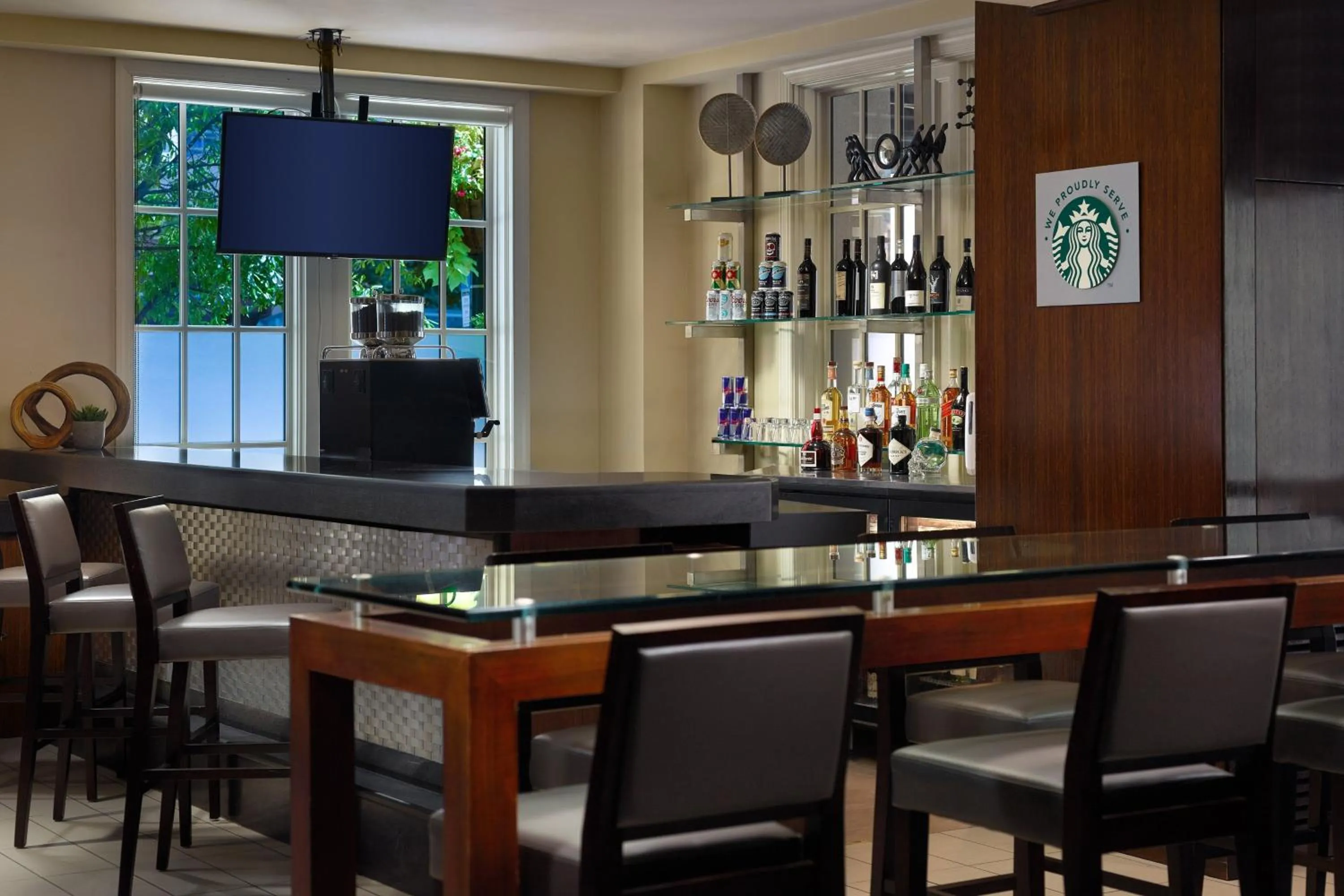 Lounge or bar in Ellis Hotel, Atlanta, a Tribute Portfolio Hotel