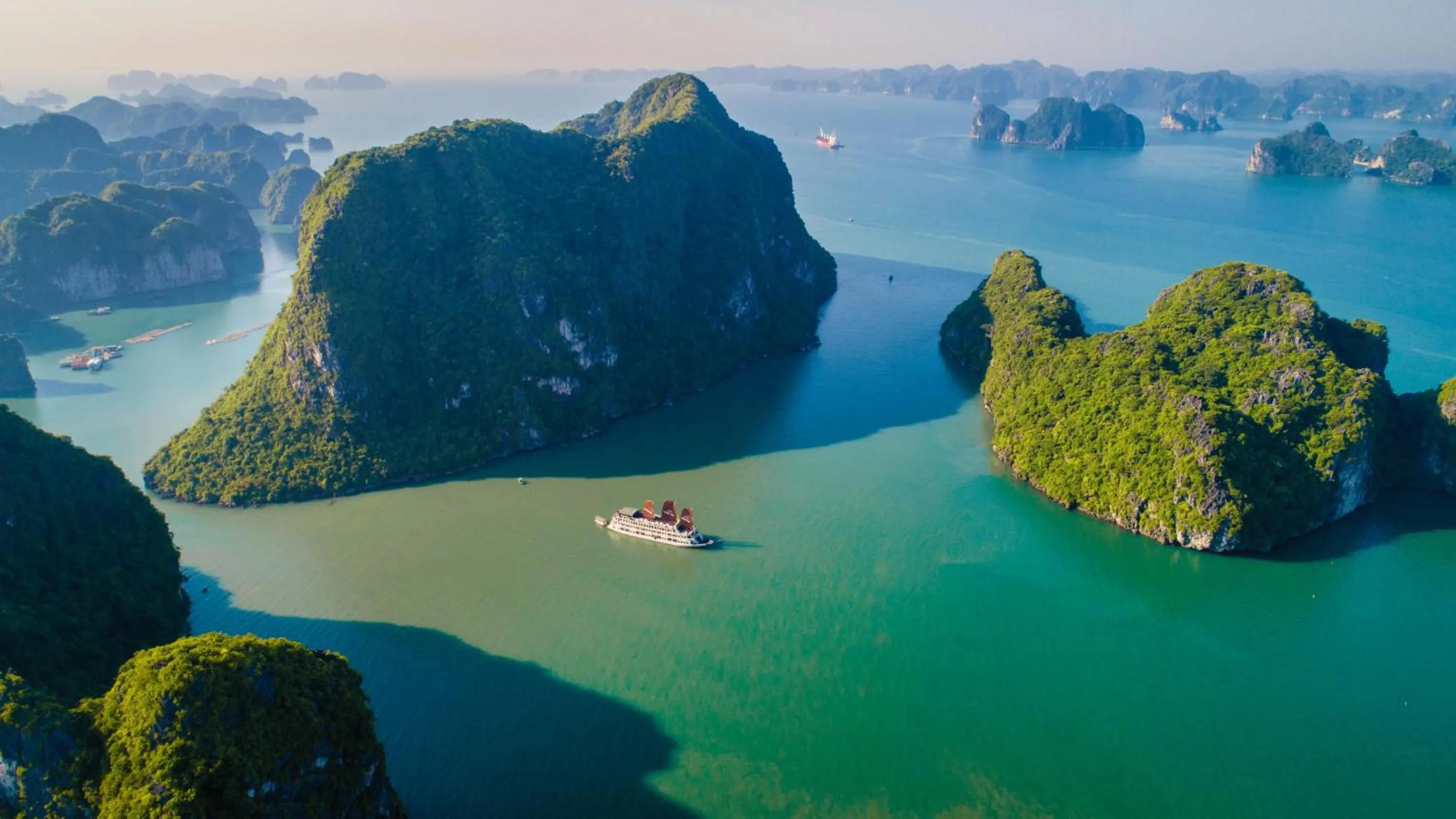 Natural landscape in Victory Star Cruise