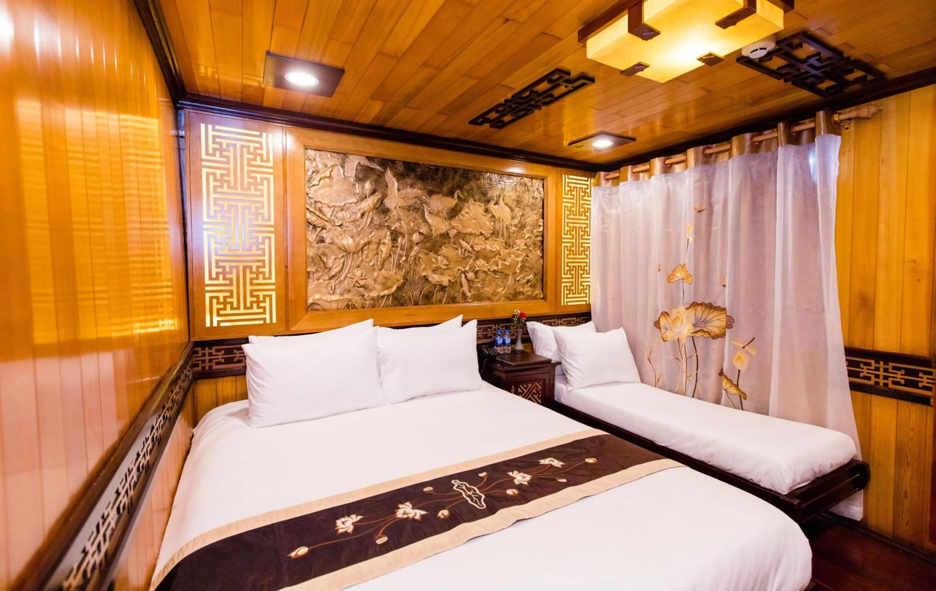 Bed in Victory Cruise