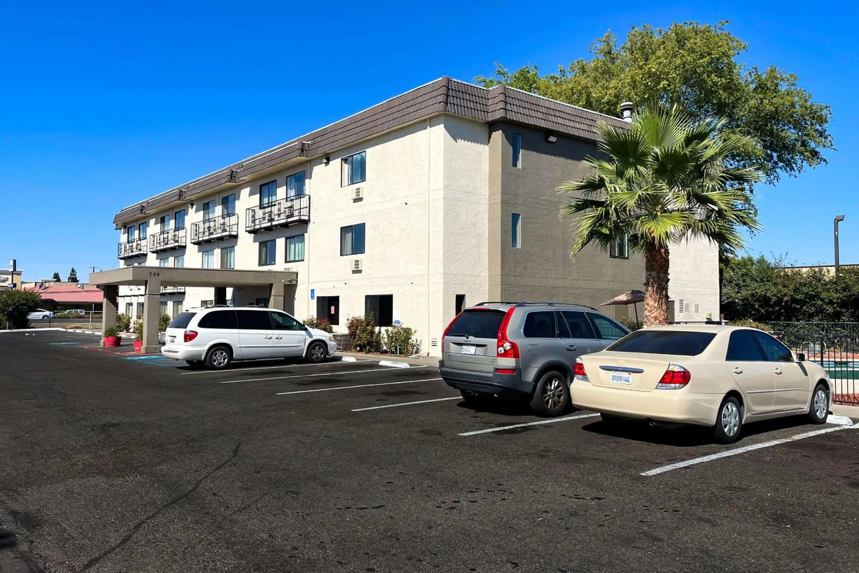 Property building in Sutter Inn