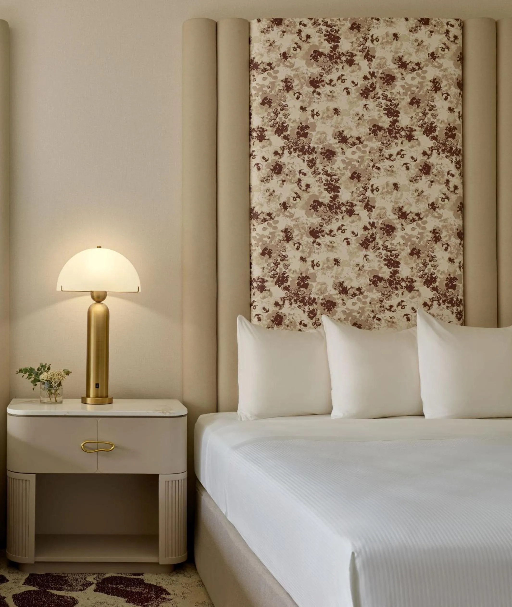 Bed in Royal Park Hotel