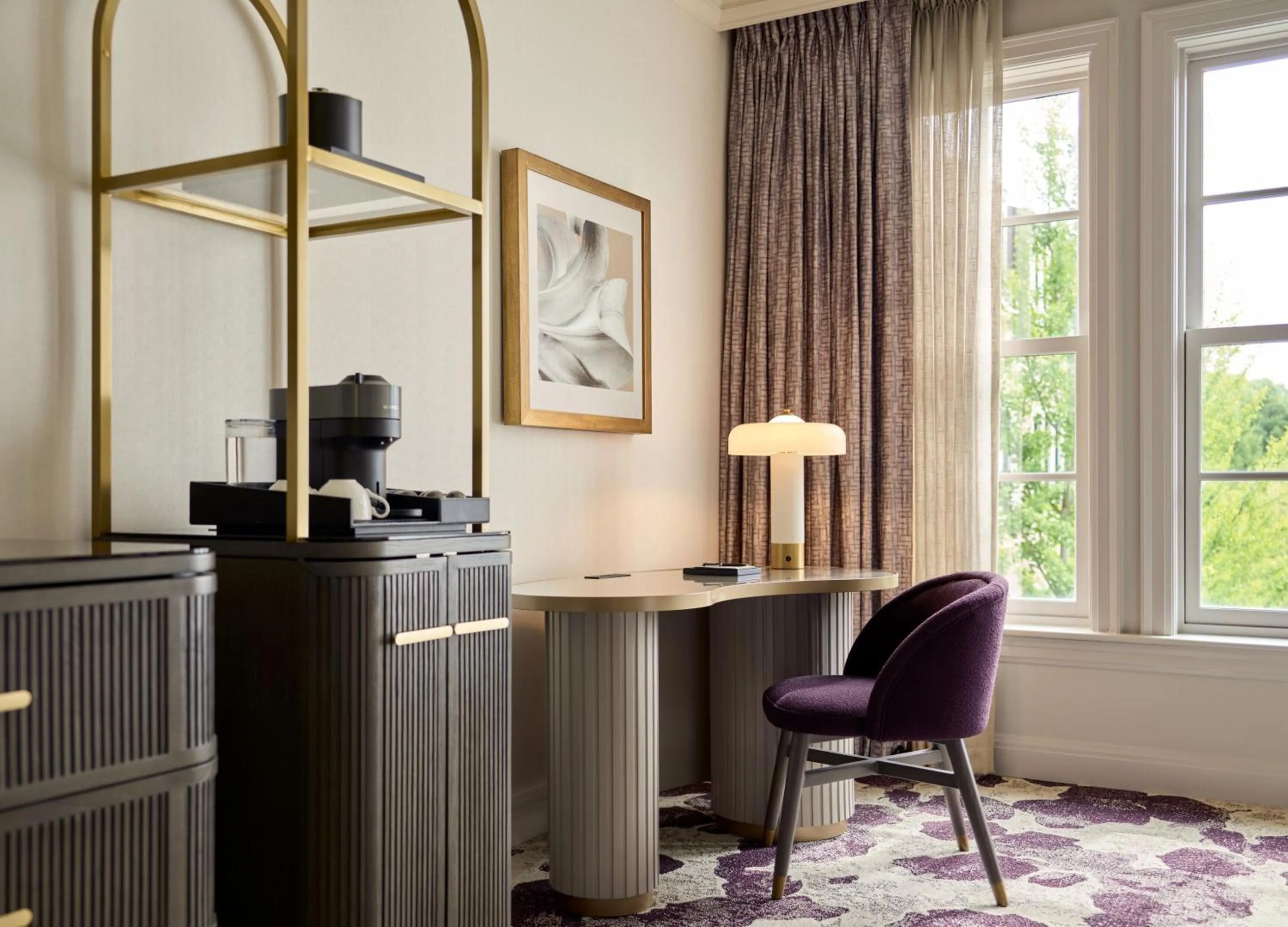 Seating area in Royal Park Hotel