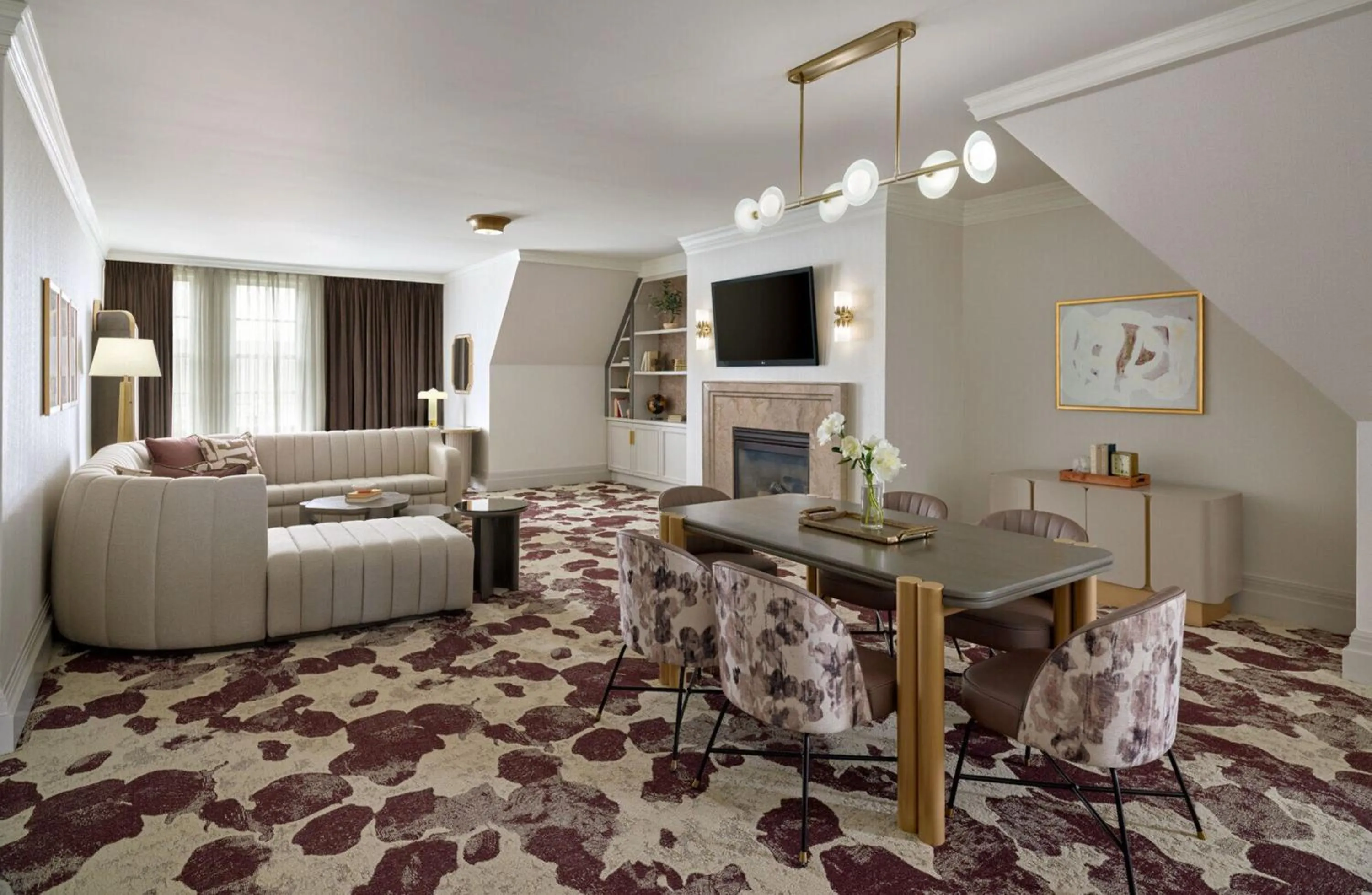 Living room in Royal Park Hotel