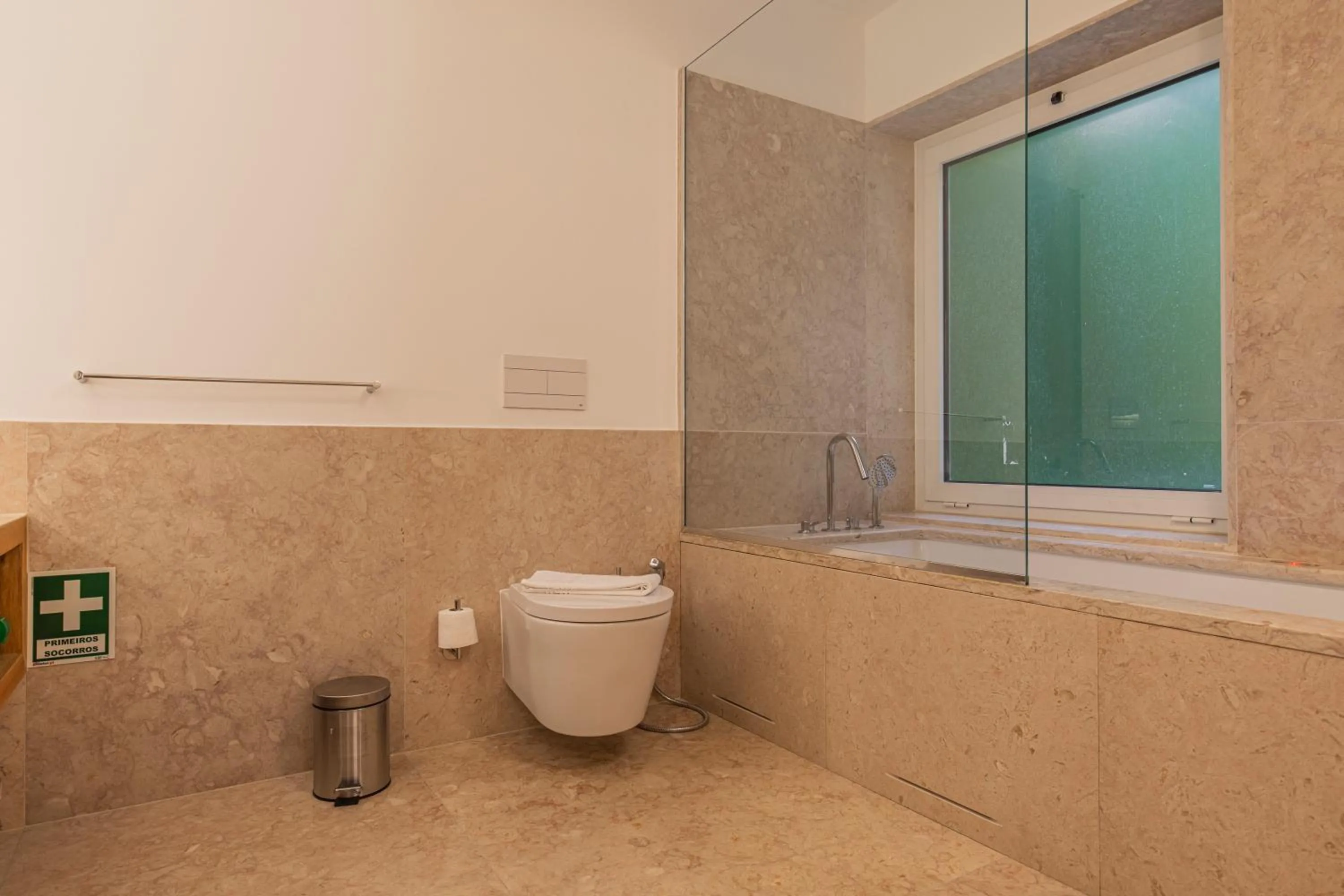Bathroom in Upscale & Modern 2BDR Apartment