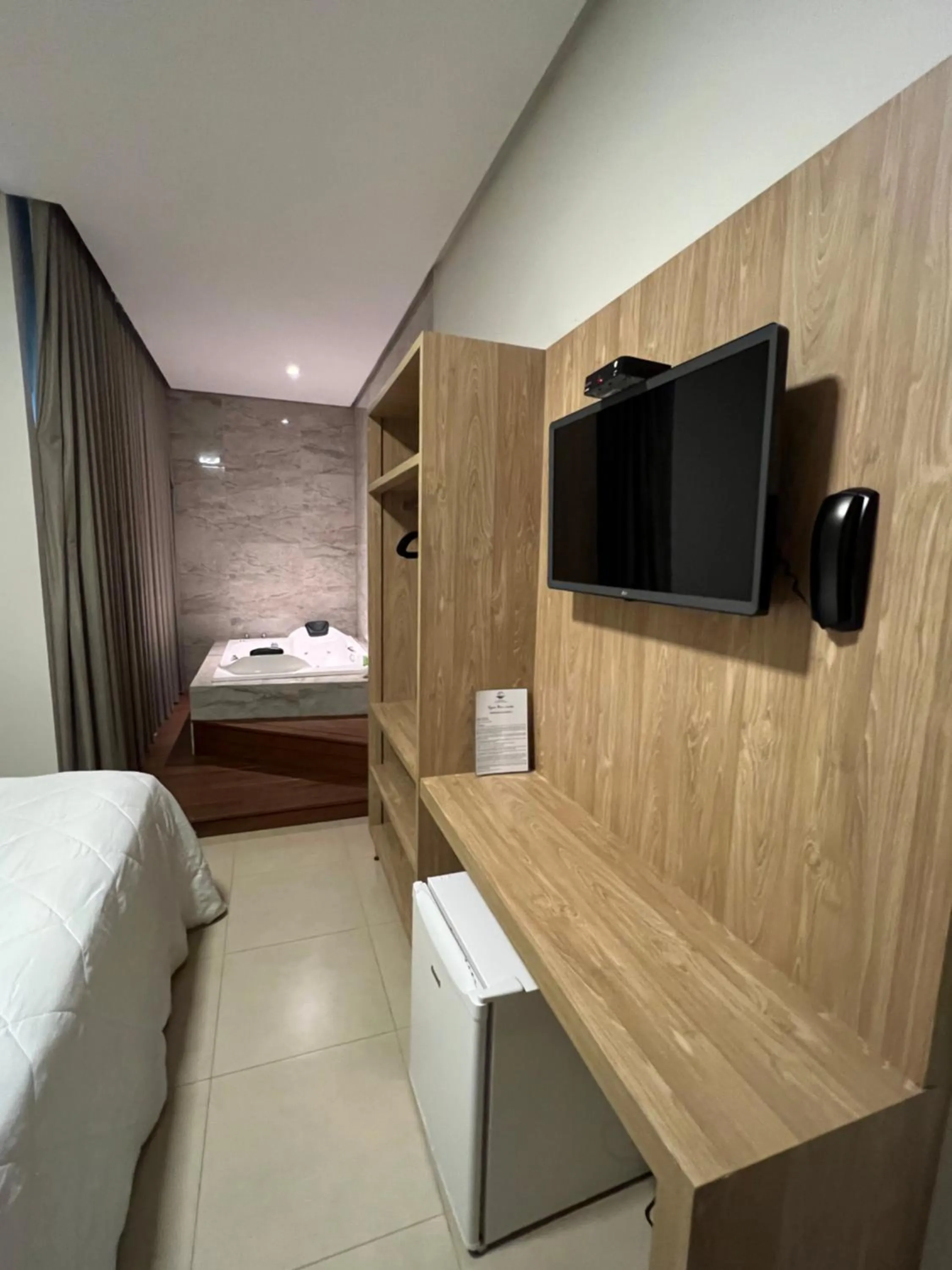 TV and multimedia, Bed in Pousada Viver Capitólio