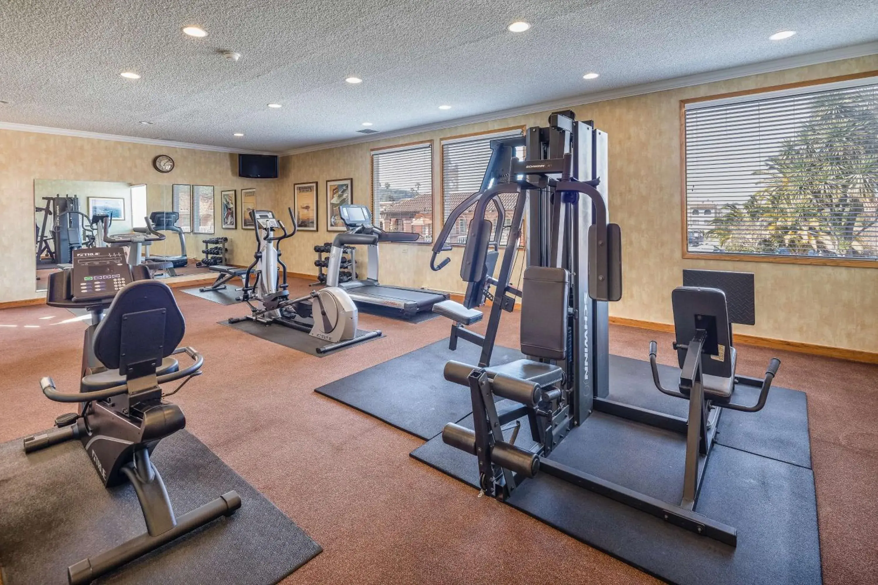 Activities, Fitness Center/Facilities in SFO El Rancho Inn, SureStay Collection by Best Western