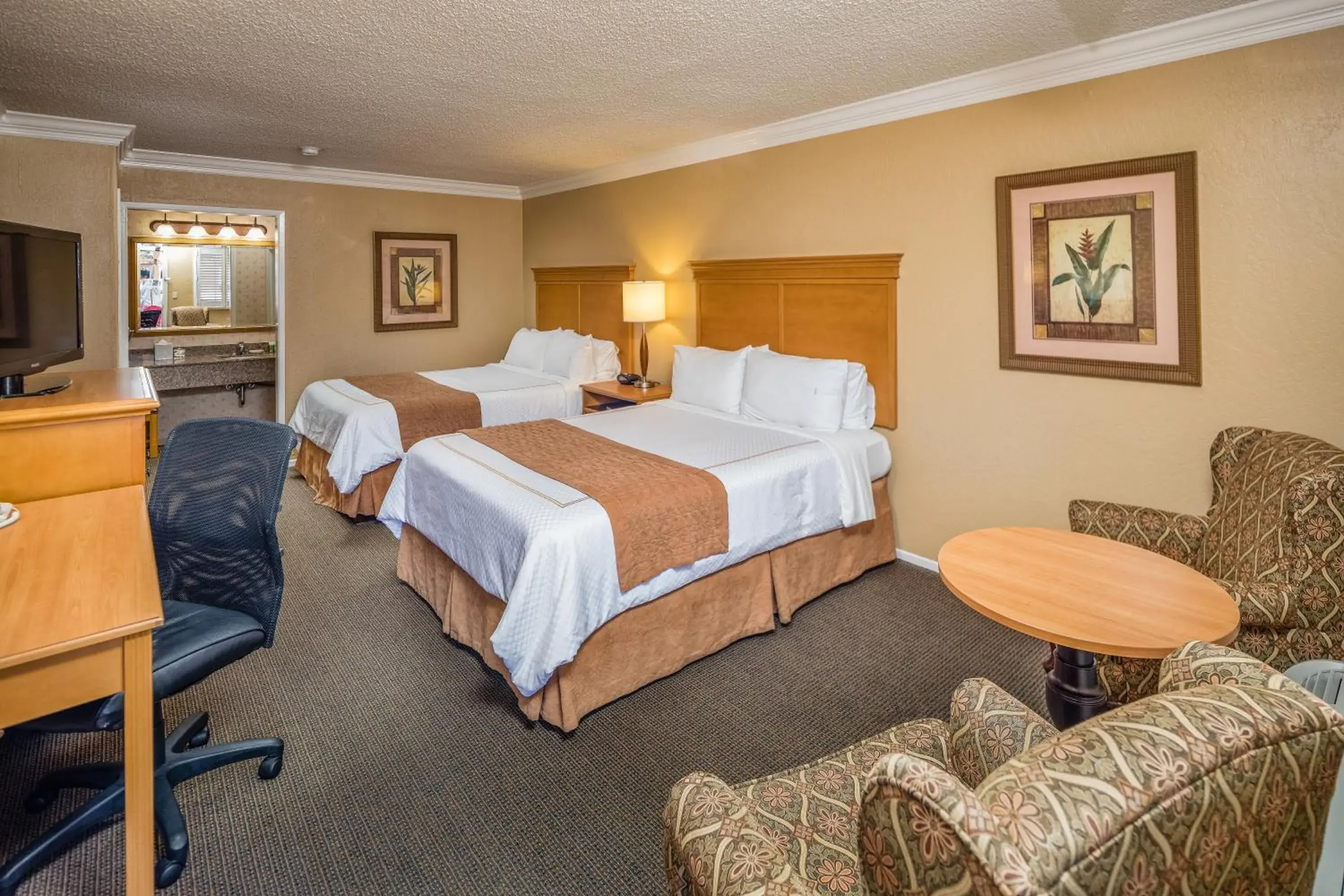 Queen Room with Two Queen Beds - Non-Smoking in SFO El Rancho Inn, SureStay Collection by Best Western