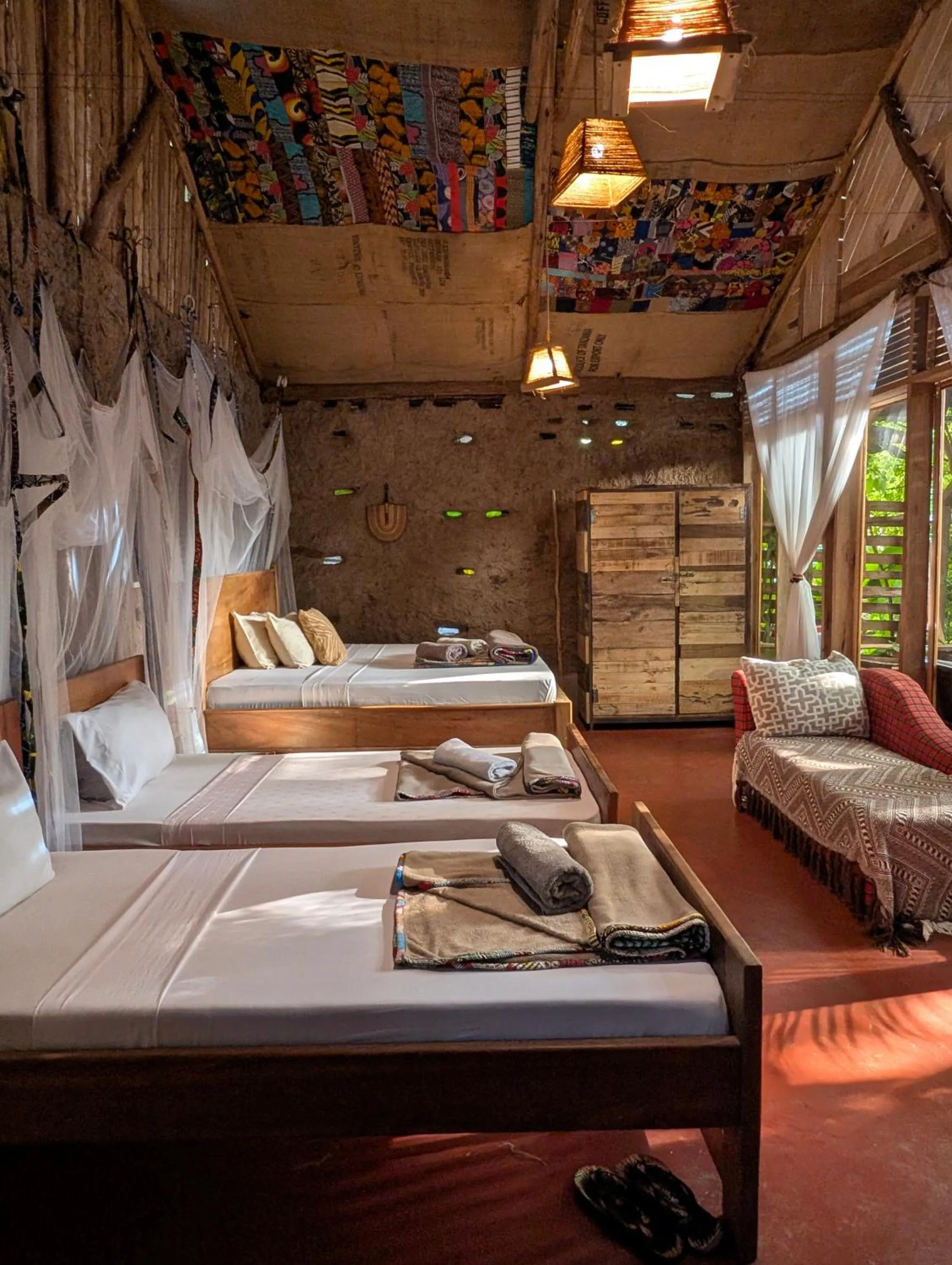 Backyard Eco Bungalows Moshi