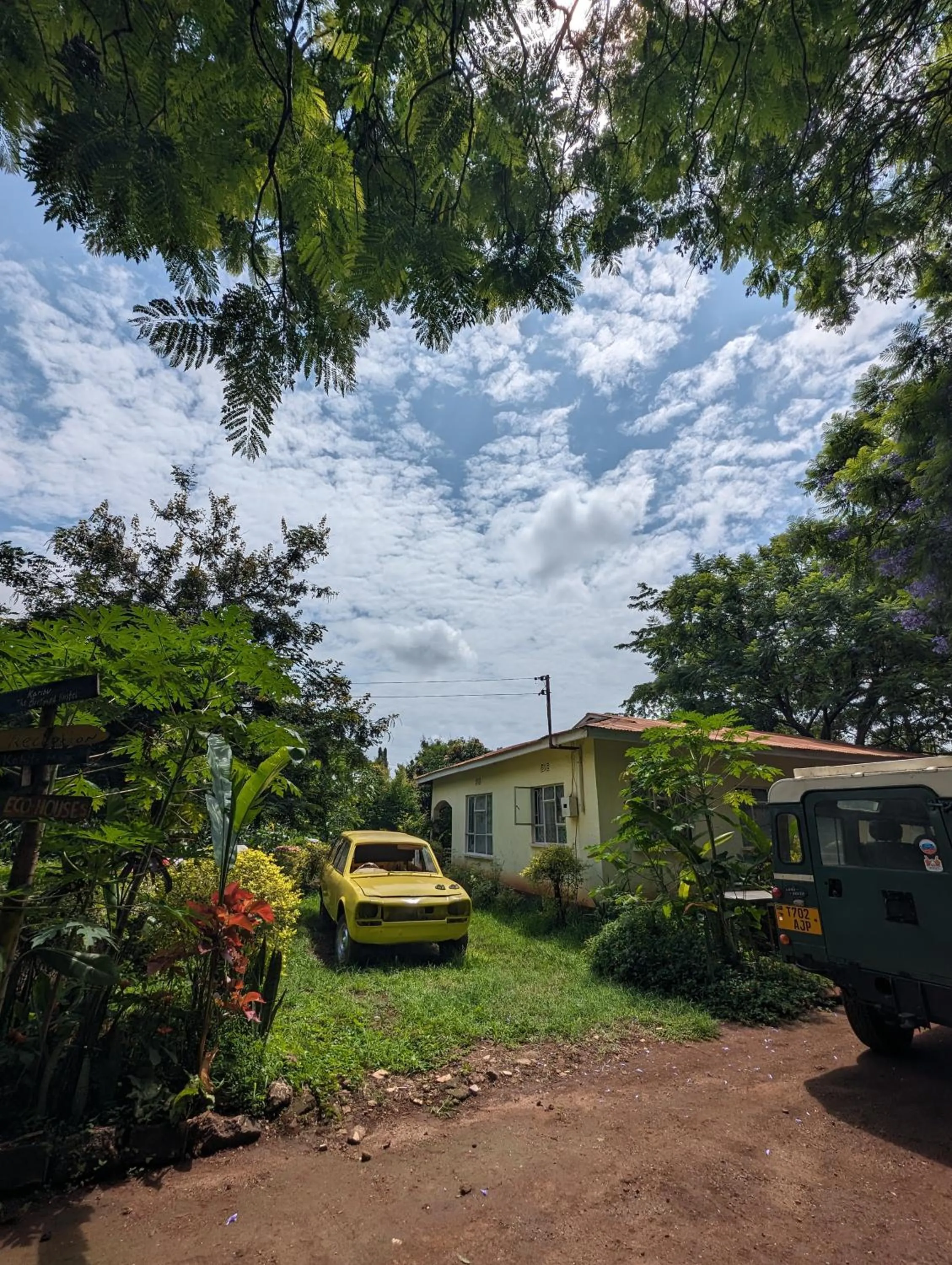 Backyard Eco Bungalows Moshi