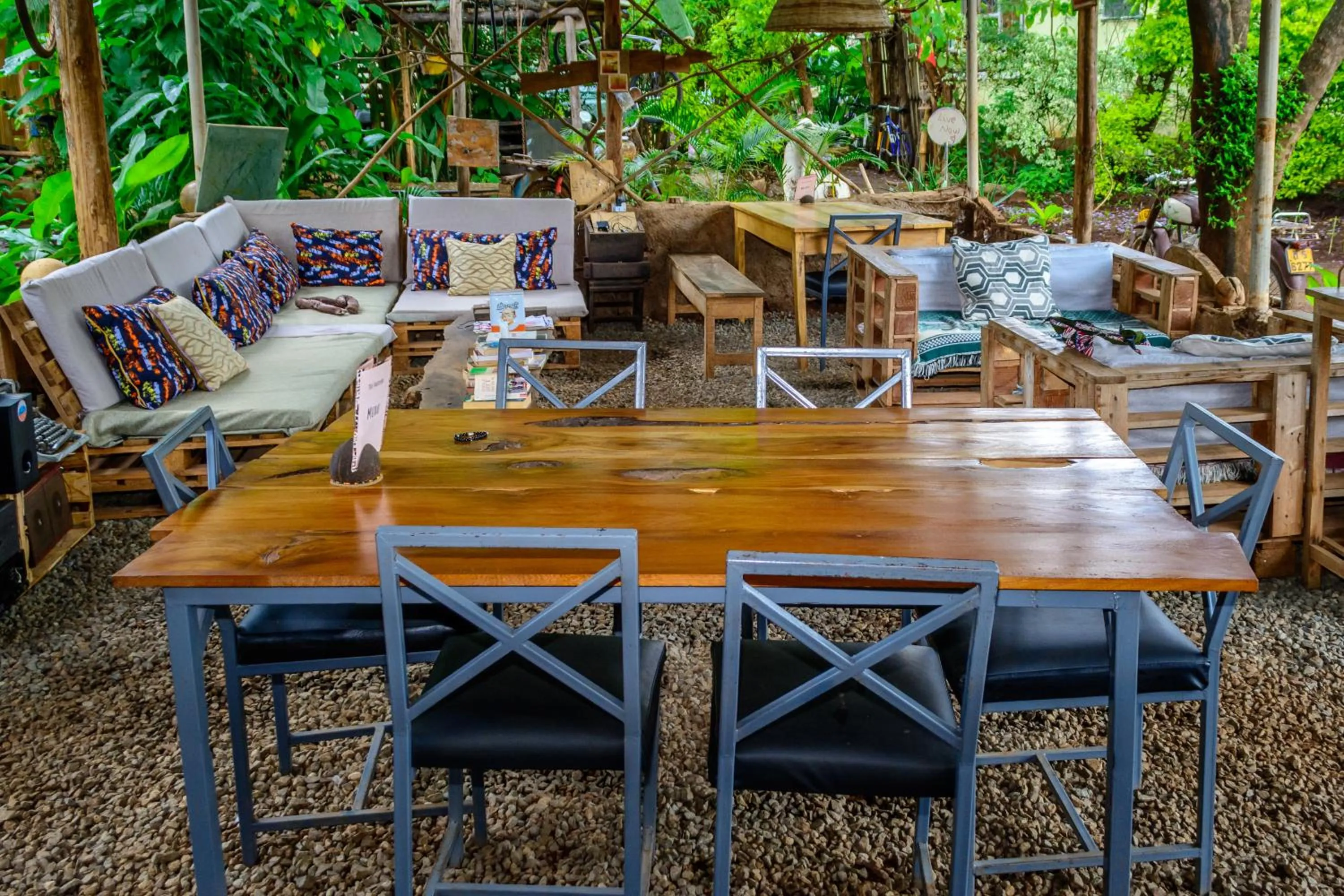 Backyard Eco Bungalows Moshi