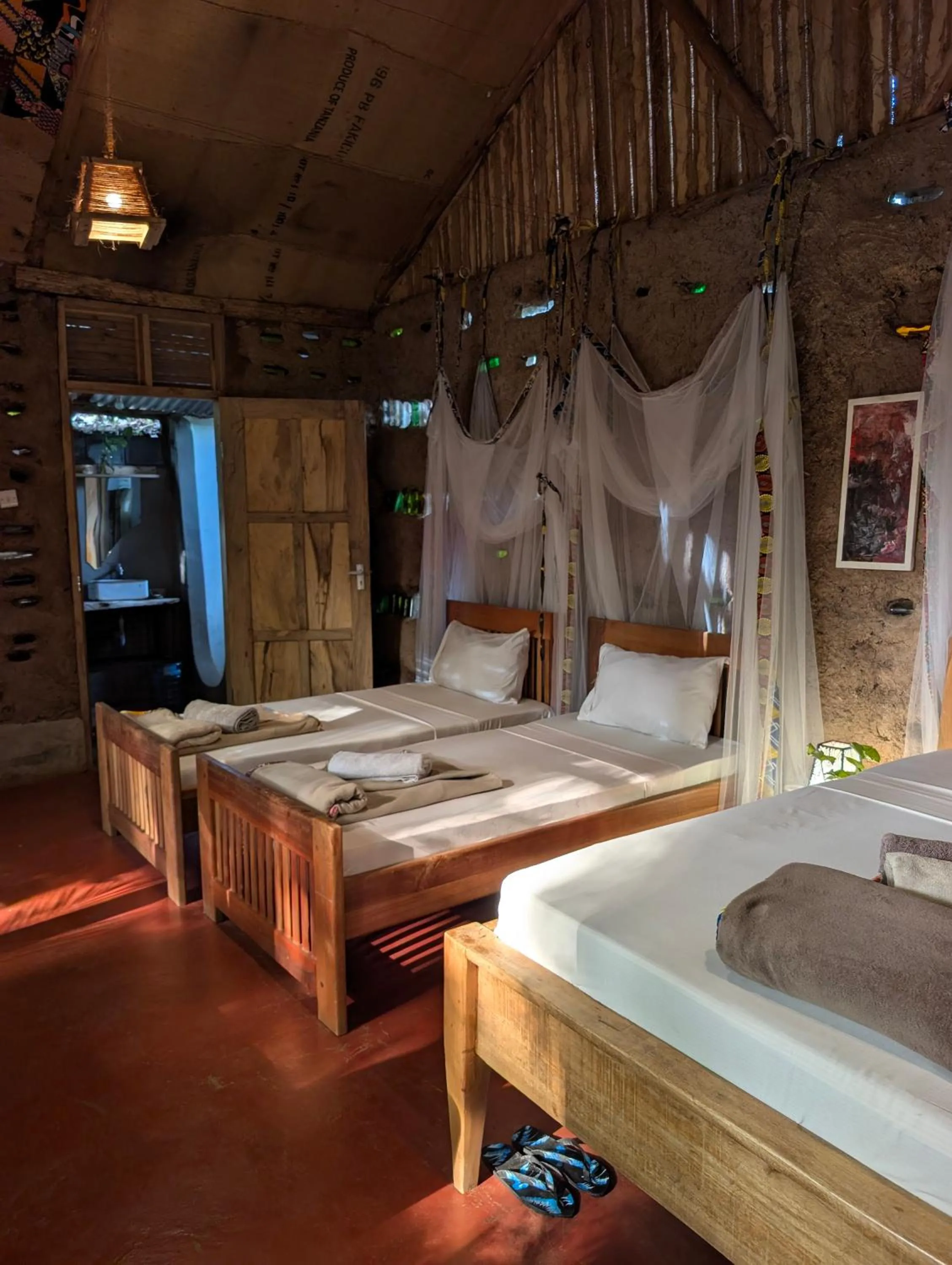 Backyard Eco Bungalows Moshi
