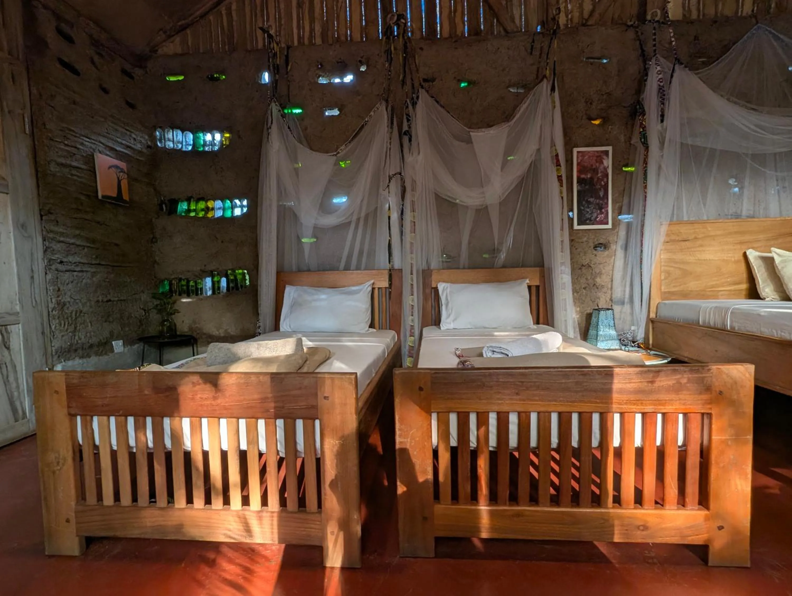 Backyard Eco Bungalows Moshi