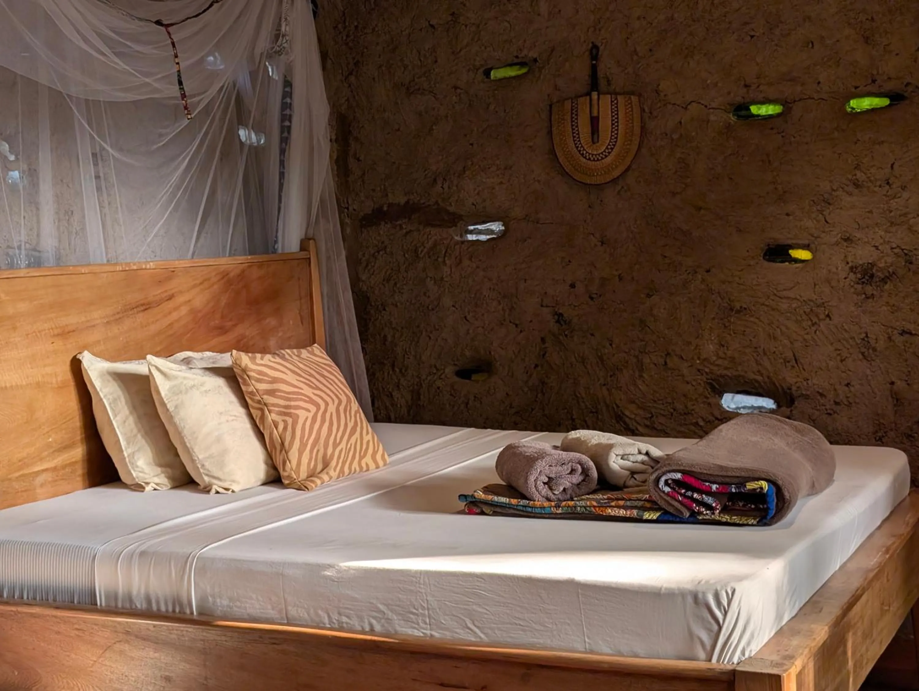 Backyard Eco Bungalows Moshi