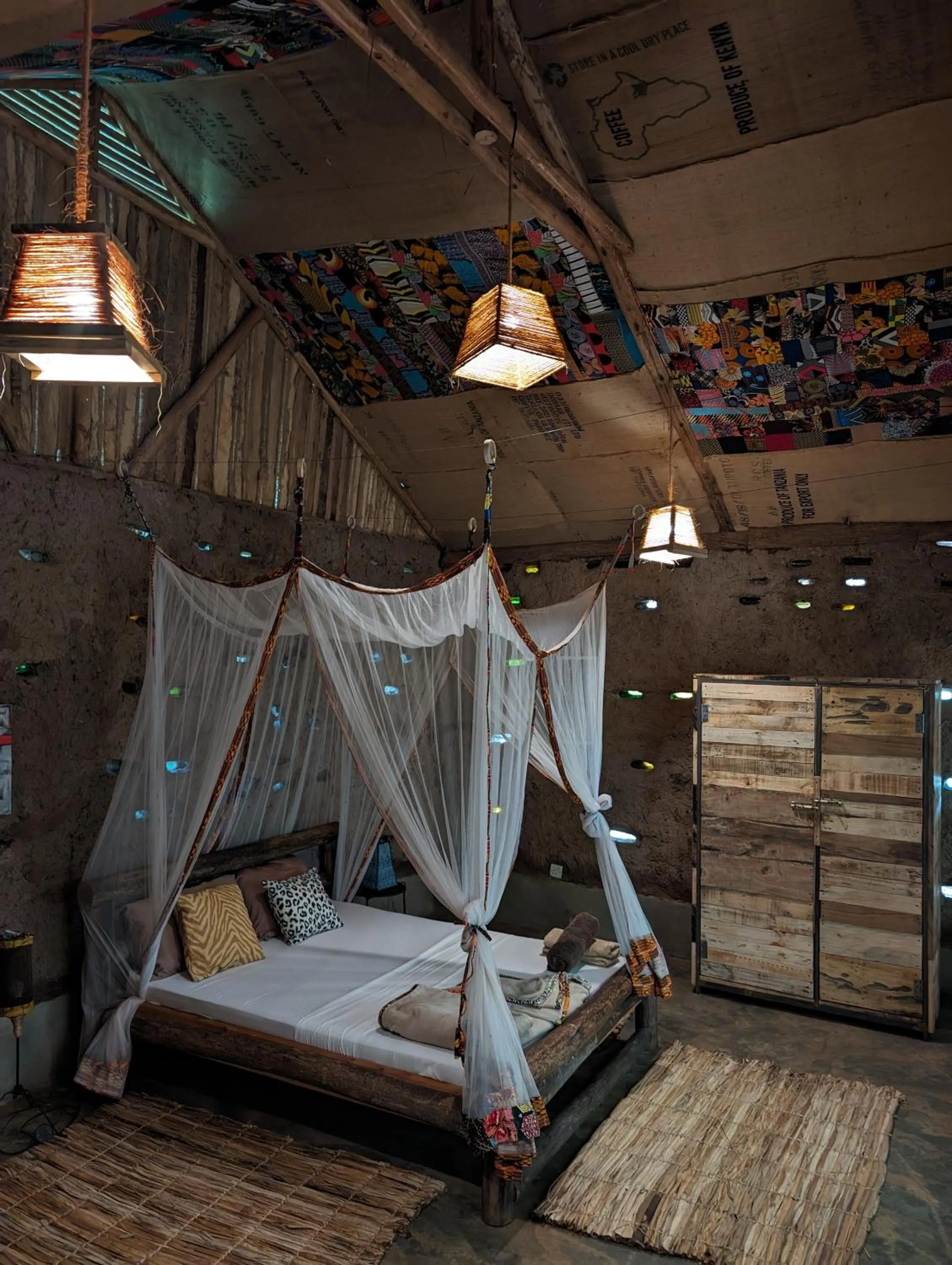 Backyard Eco Bungalows Moshi