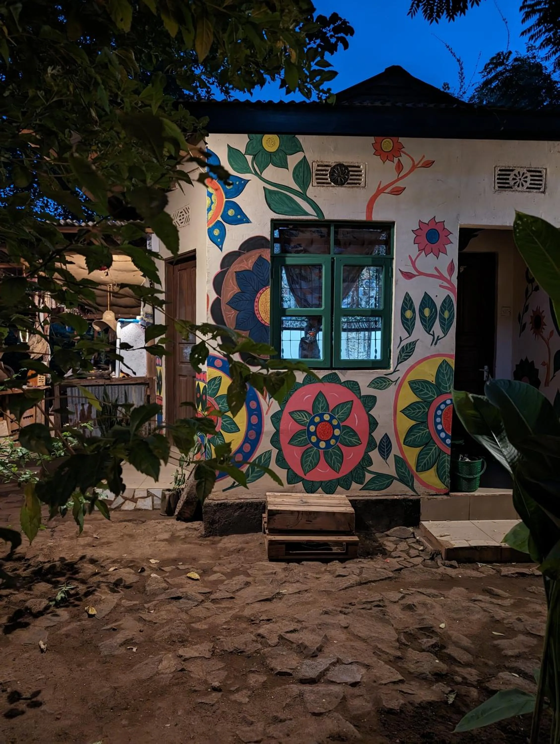 Backyard Eco Bungalows Moshi