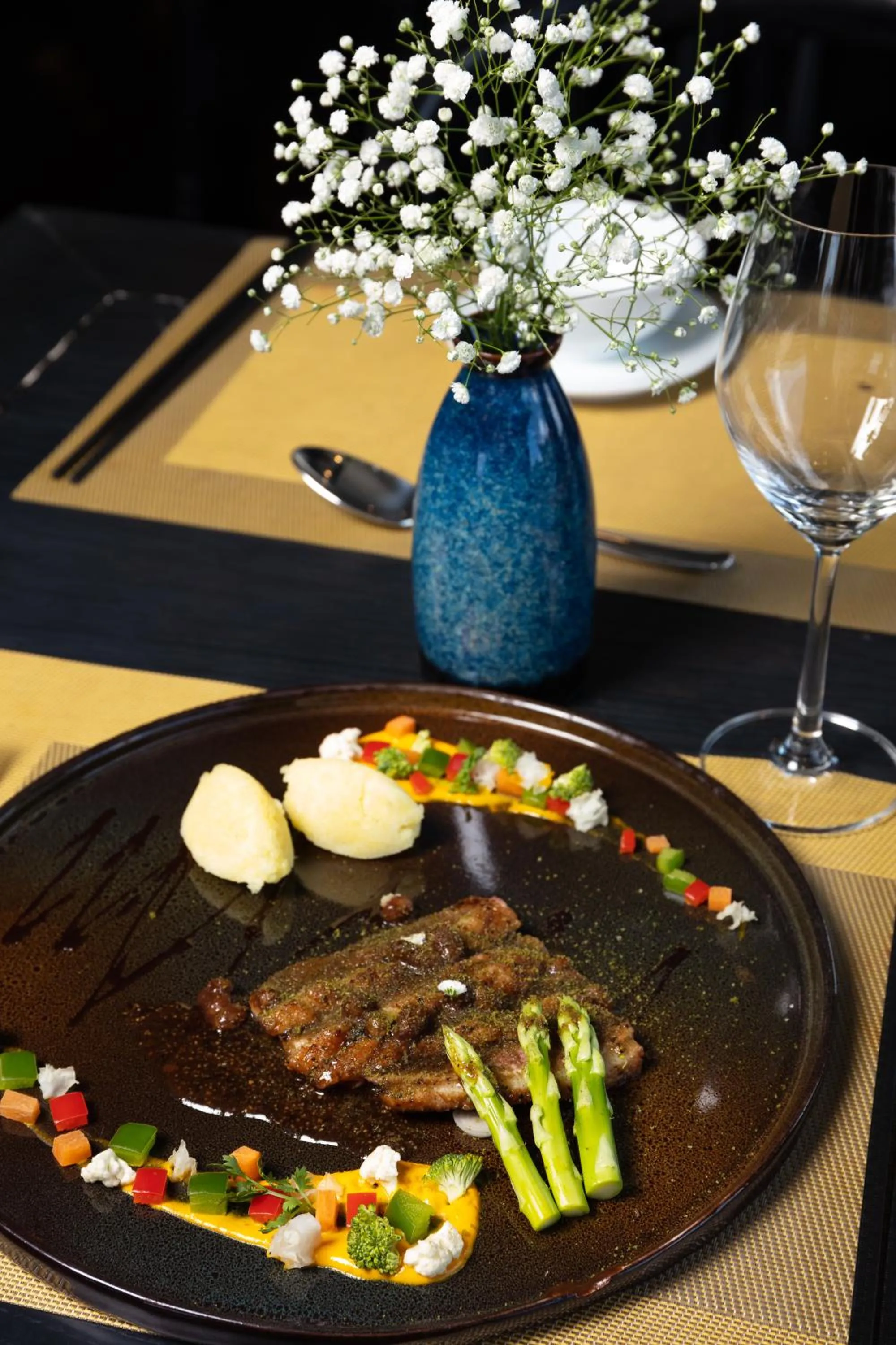 Food and drinks in La Regina Grand Cruise