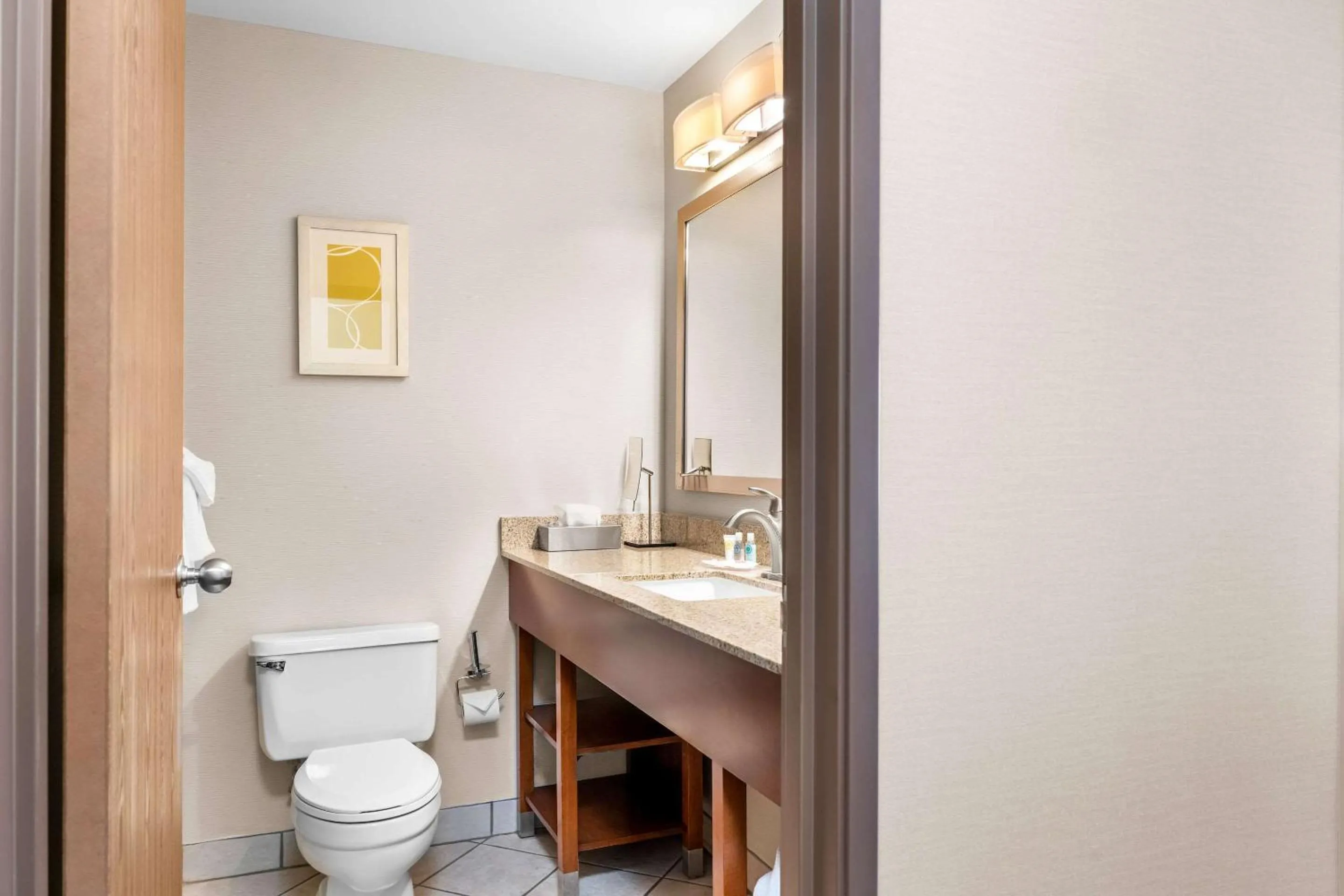 Bedroom in Comfort Inn at Buffalo Bill Village Resort