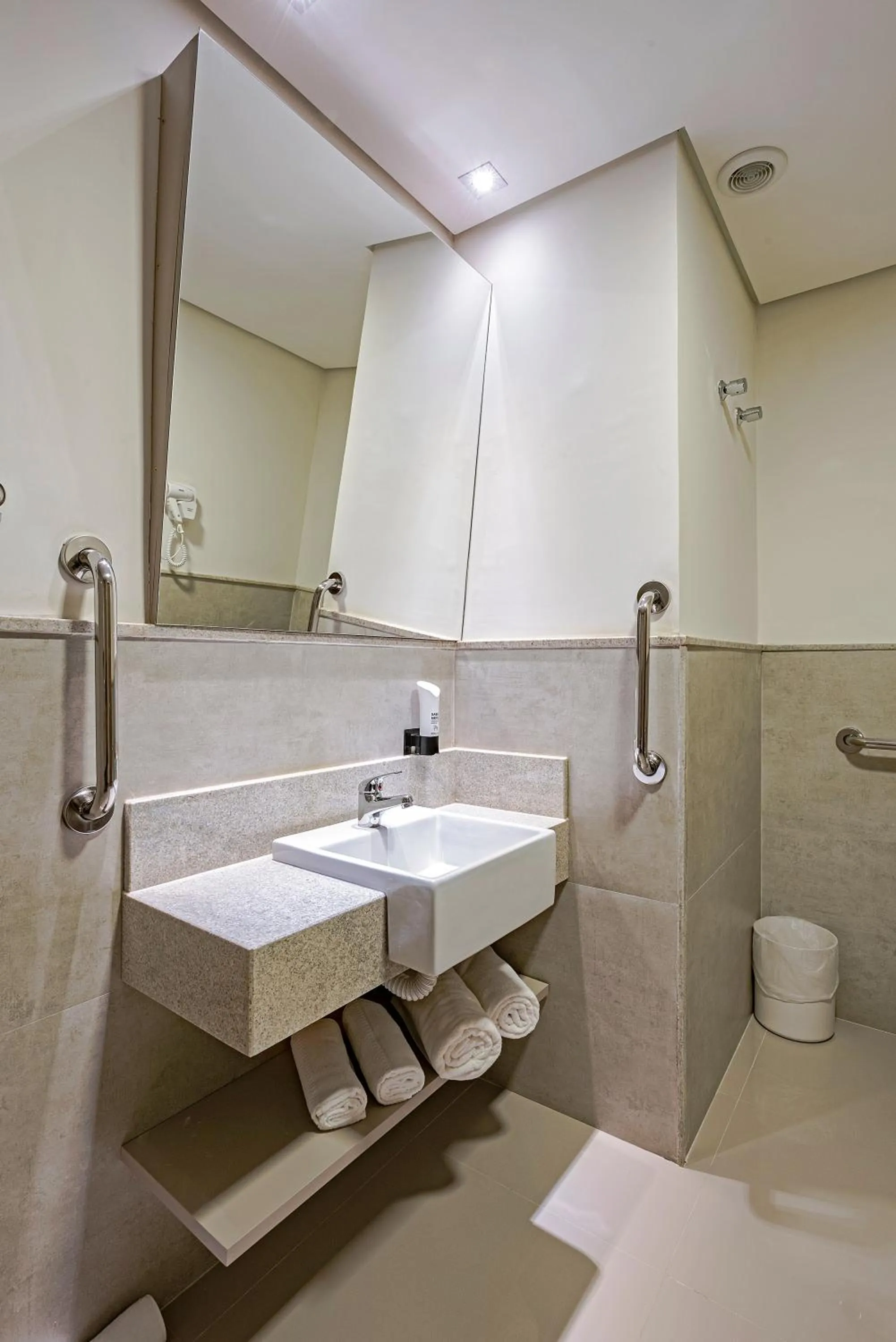 Bathroom in Slim Guarapuava