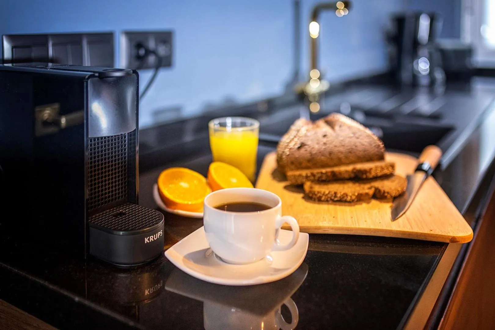 Food and drinks in Apartamento Superior Bali